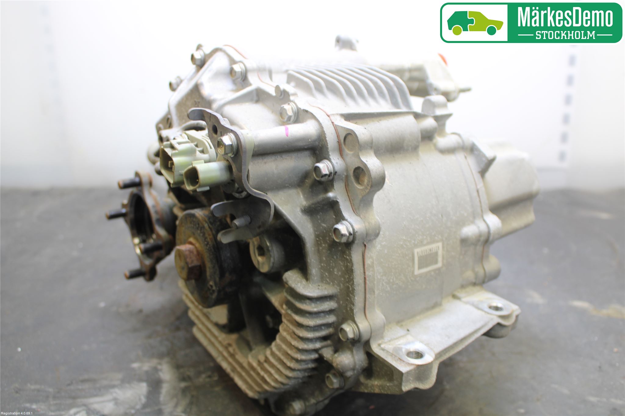 Lexus NX 300h 15-21 Motor Elektrisk Bak