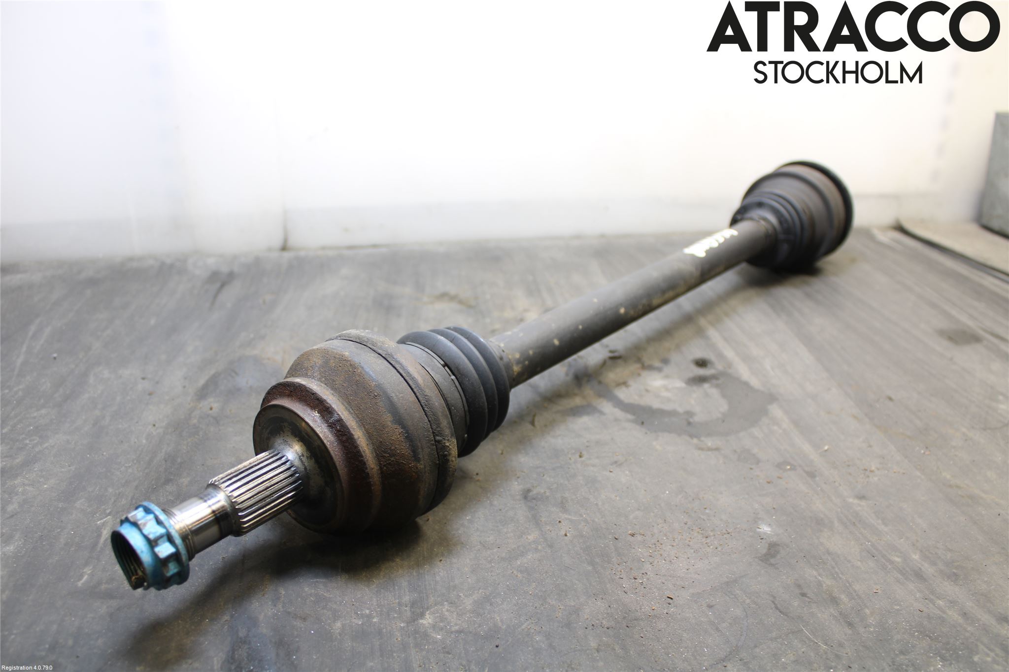 Mercedes-Benz MB E-KLASS (W213) 16-23 Drivaxel Bak Höger