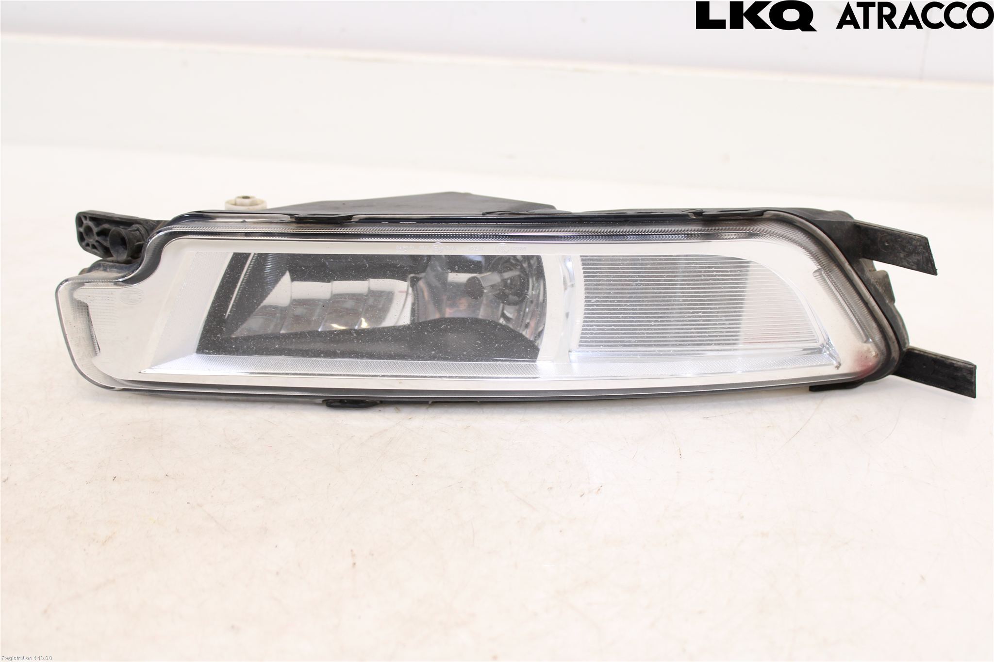 Volkswagen VW PASSAT 15-19 Dimljus-Varselljus Fram