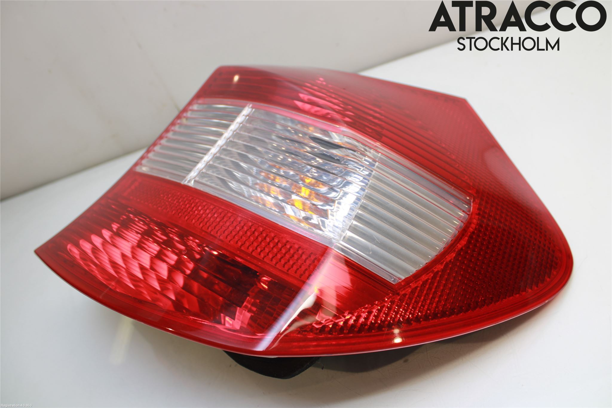 BMW 1 E87/81 5D/3D 03-11 Bakljus Höger