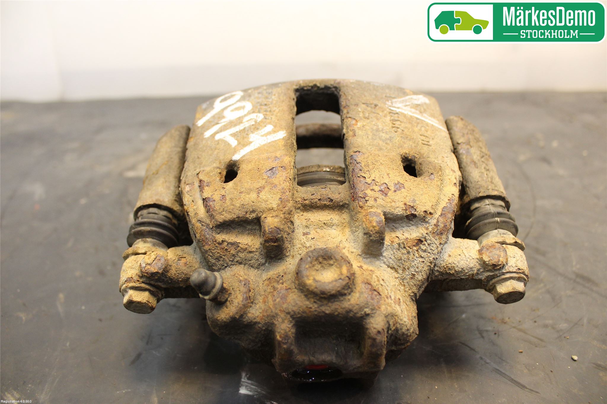 Mitsubishi COLT 09-13 Bromsok Fram Vänster