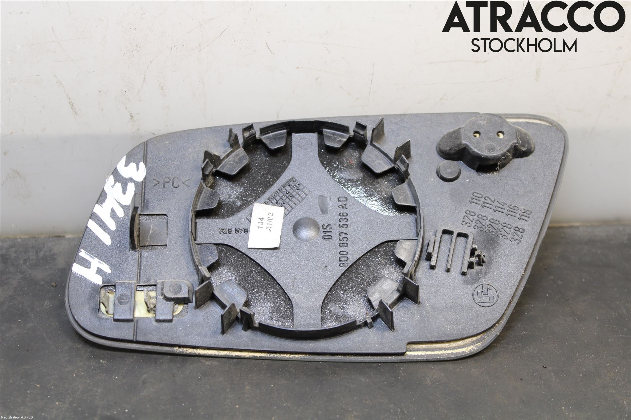 Audi A6/S6     97-05 Spegelglas Hö