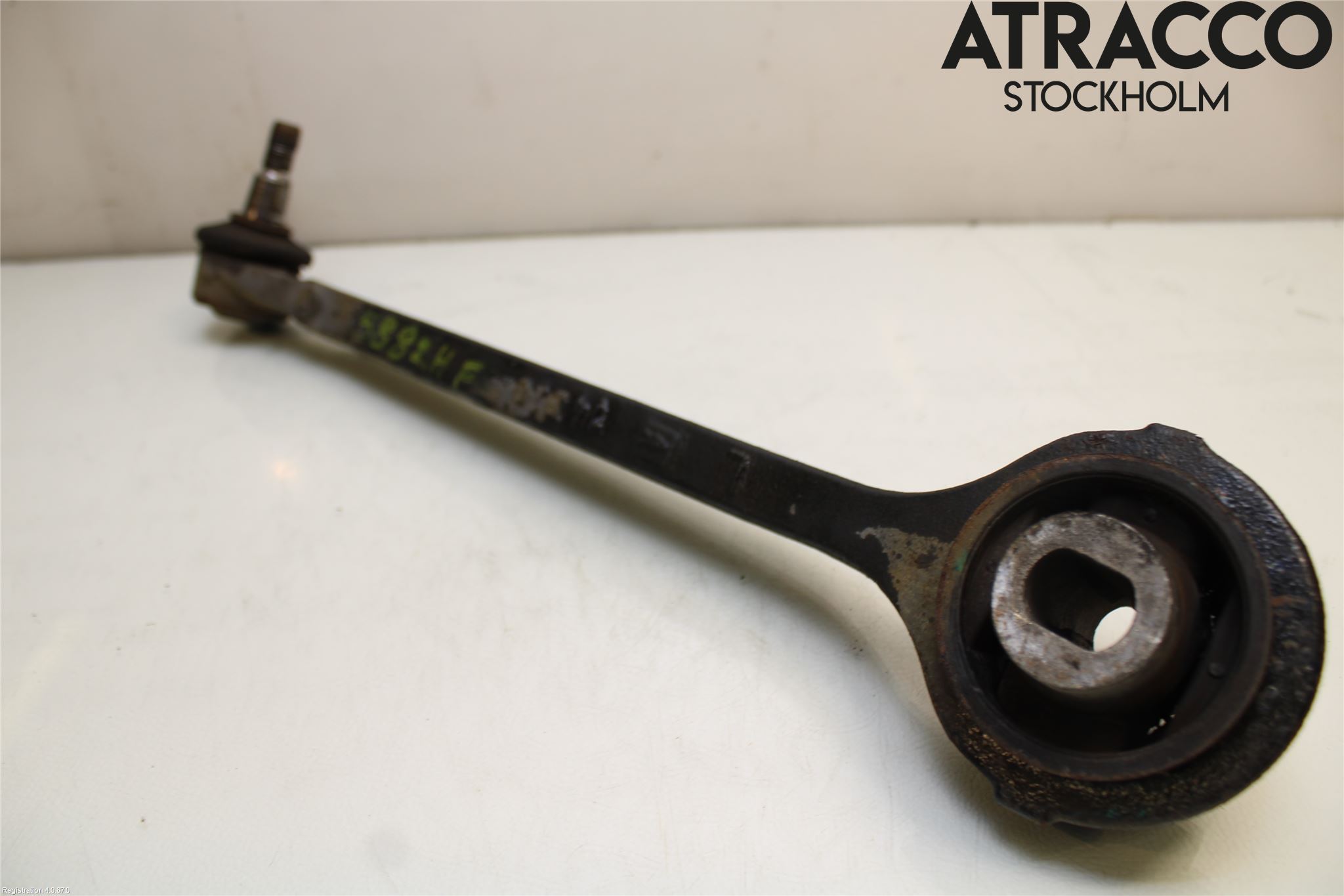 Chrysler CHR 300C Bärarm Fram Undre Hö