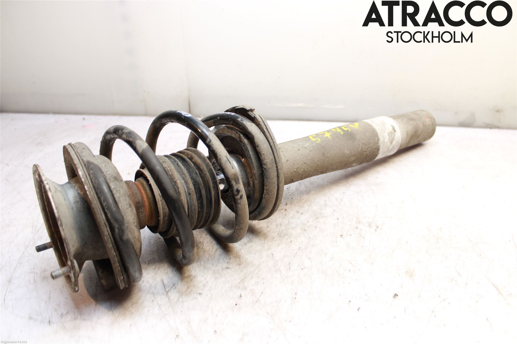 BMW 6 E63/64    02-10 Fjäderben Fram Vänster