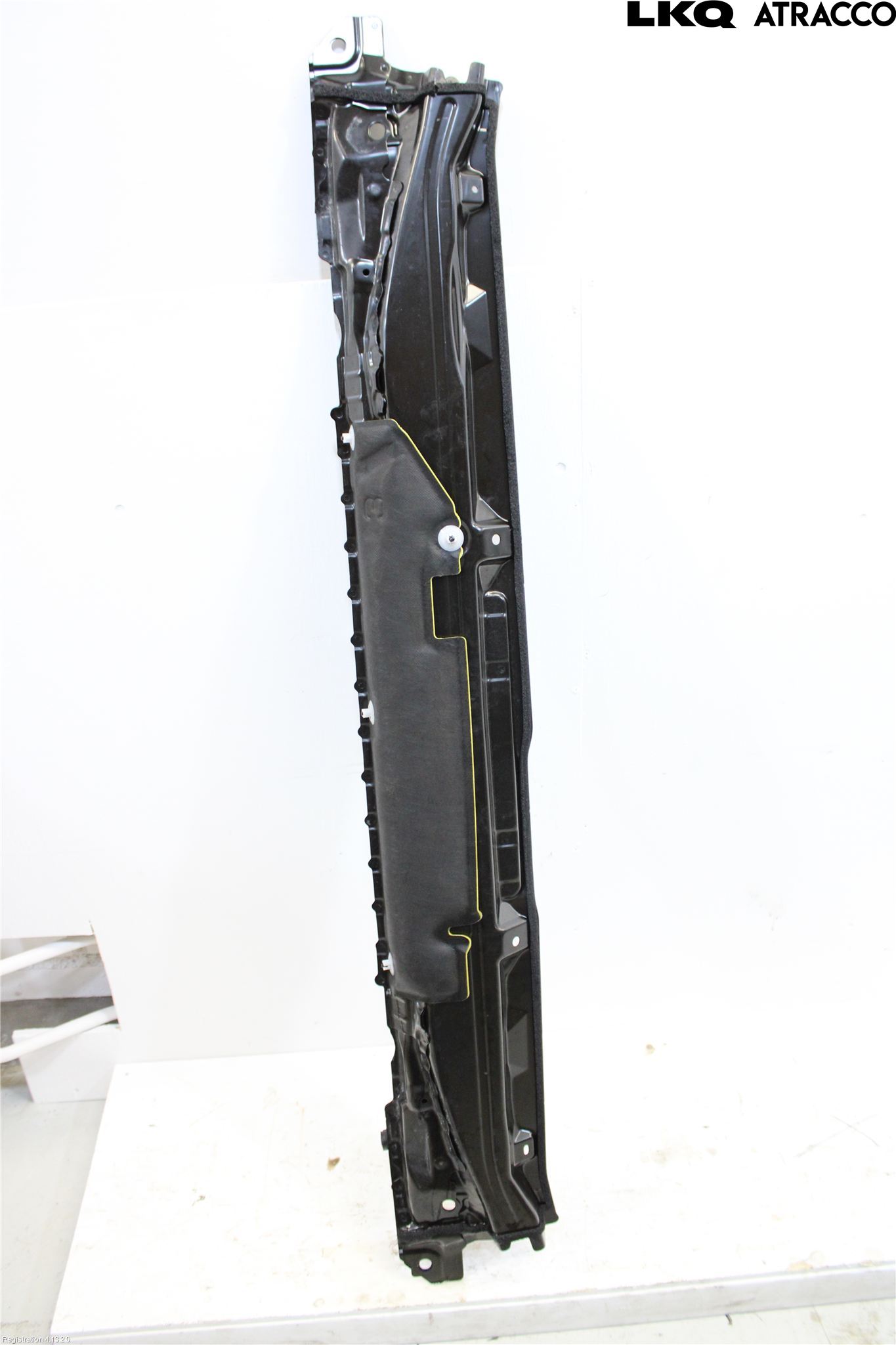 Toyota RAV4 19- Torpedplåt-Torpedplast