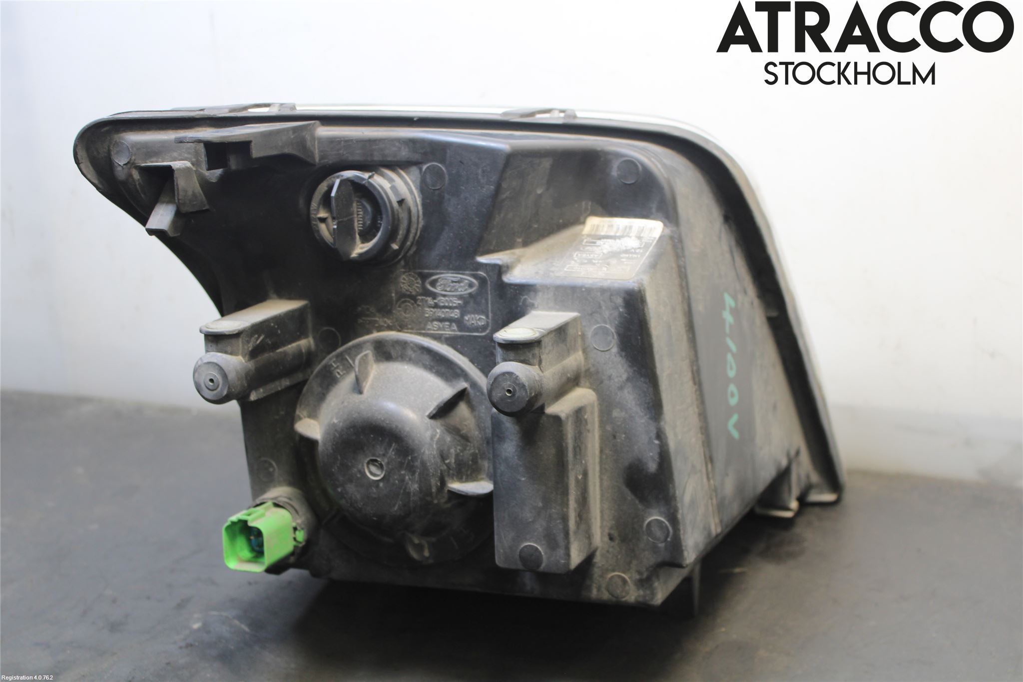 Ford TRANSIT CONNECT 03-08 Strålkastare Vänster