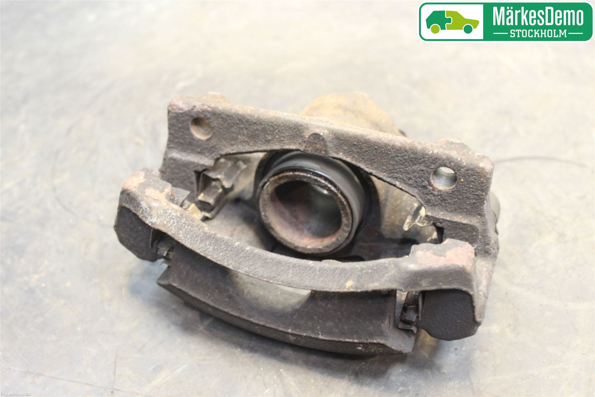 Toyota AYGO 06-14 Bromsok Fram Höger