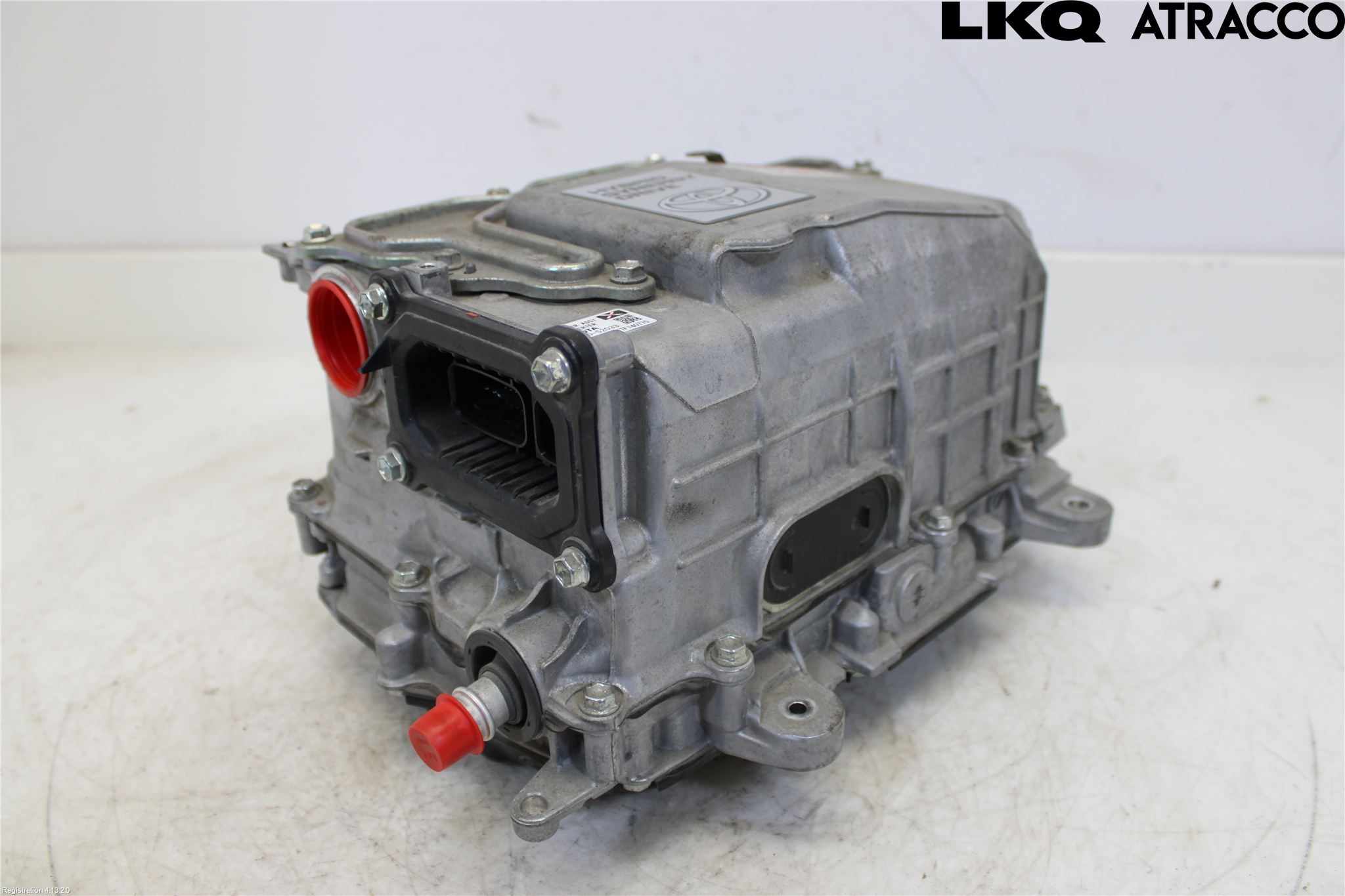 Toyota YARIS XP130 15-20 Hybridconverter