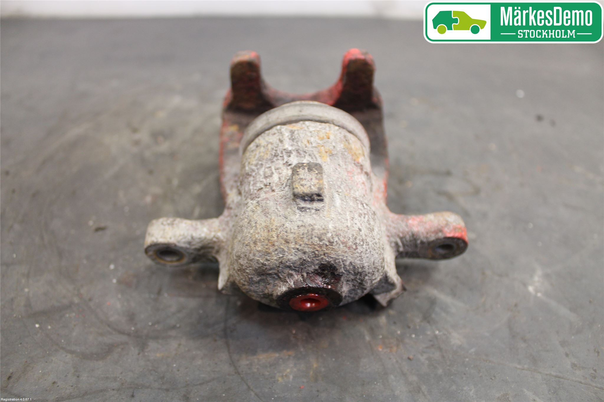 BMW 1 E87/81 5D/3D 03-11 Bromsok Bak Vänster