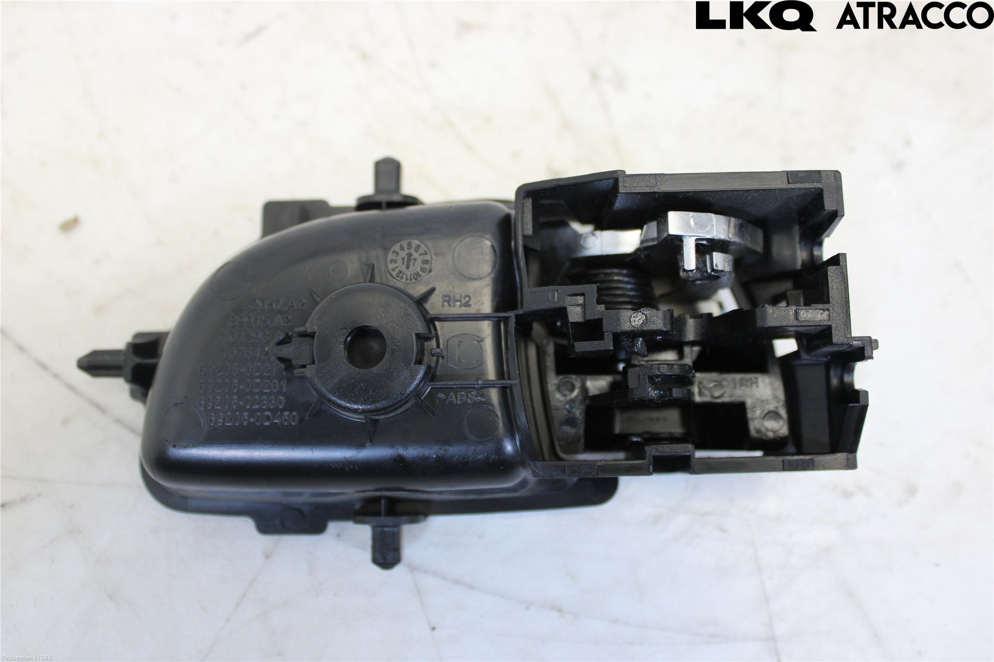 Toyota YARIS XP130 15-20 Dörrhandtag Inre Hö