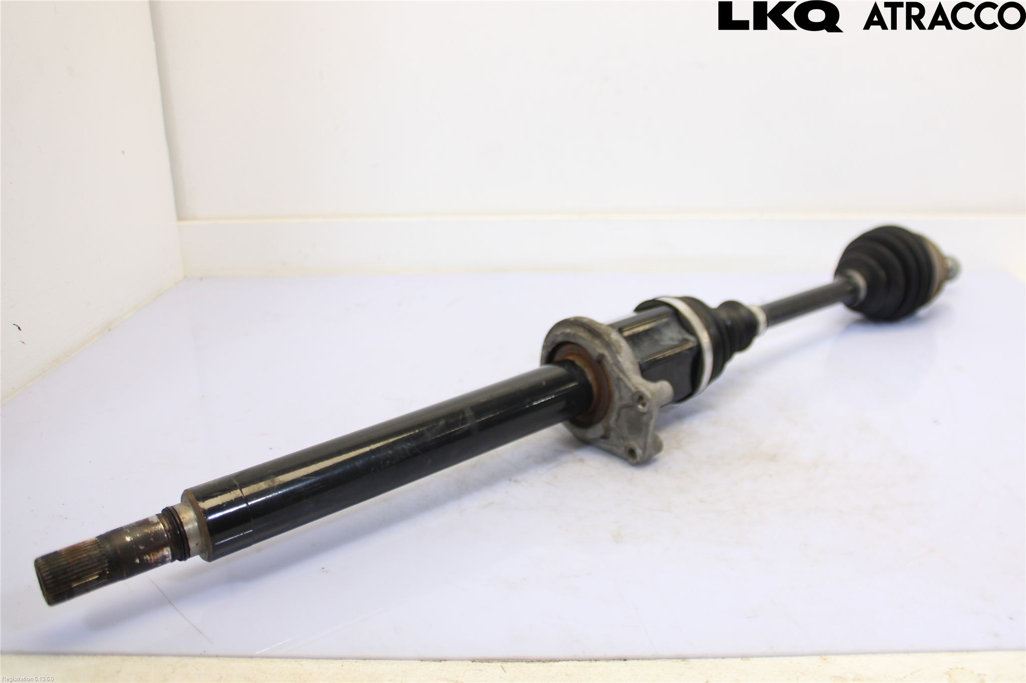 Volkswagen VW TRANSP/CARAVELLE (T6) 16-22 Drivaxel Fram Höger