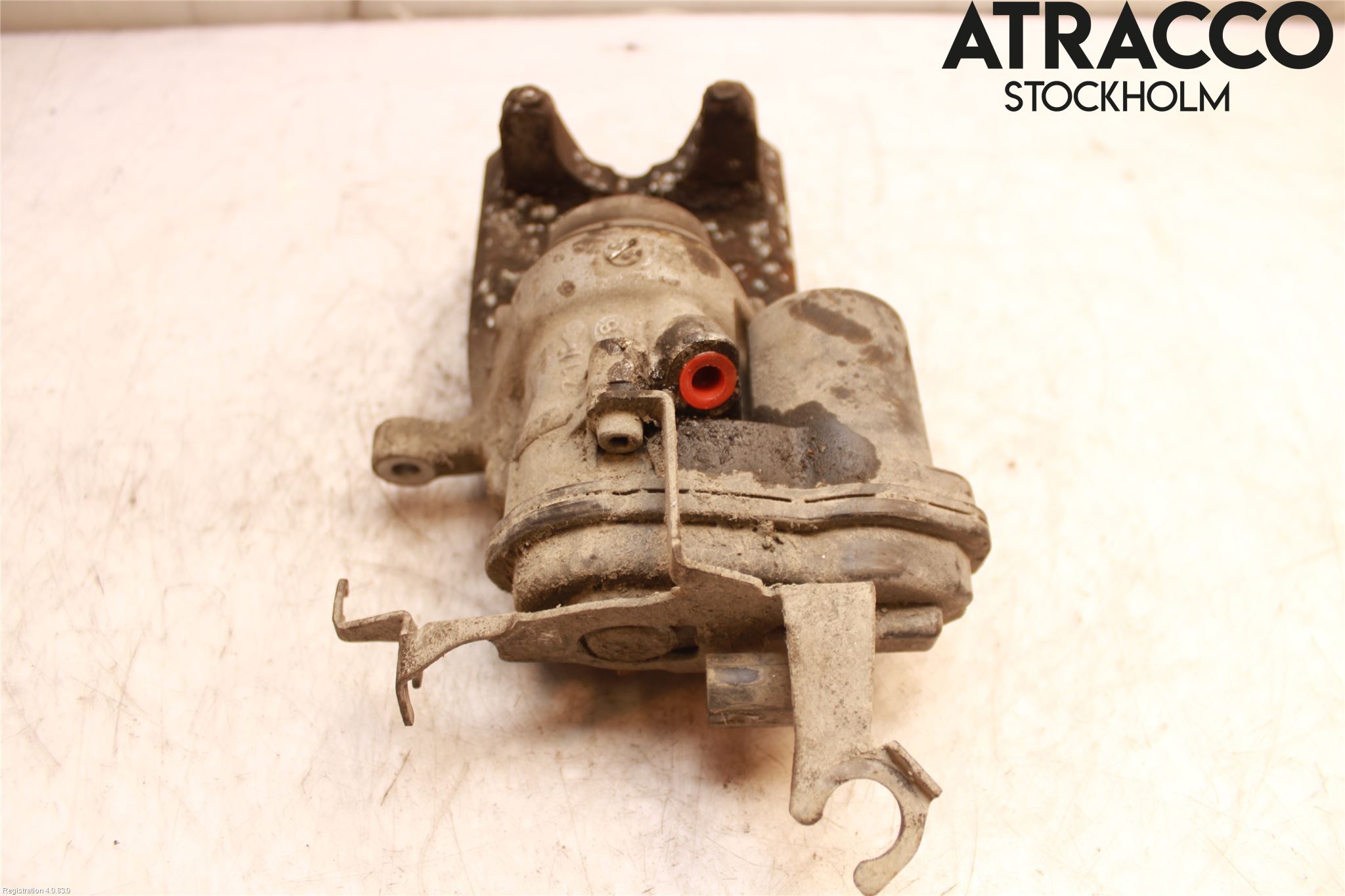 BMW 5 G30/G31/F90 17-23 Bromsok Bak Höger