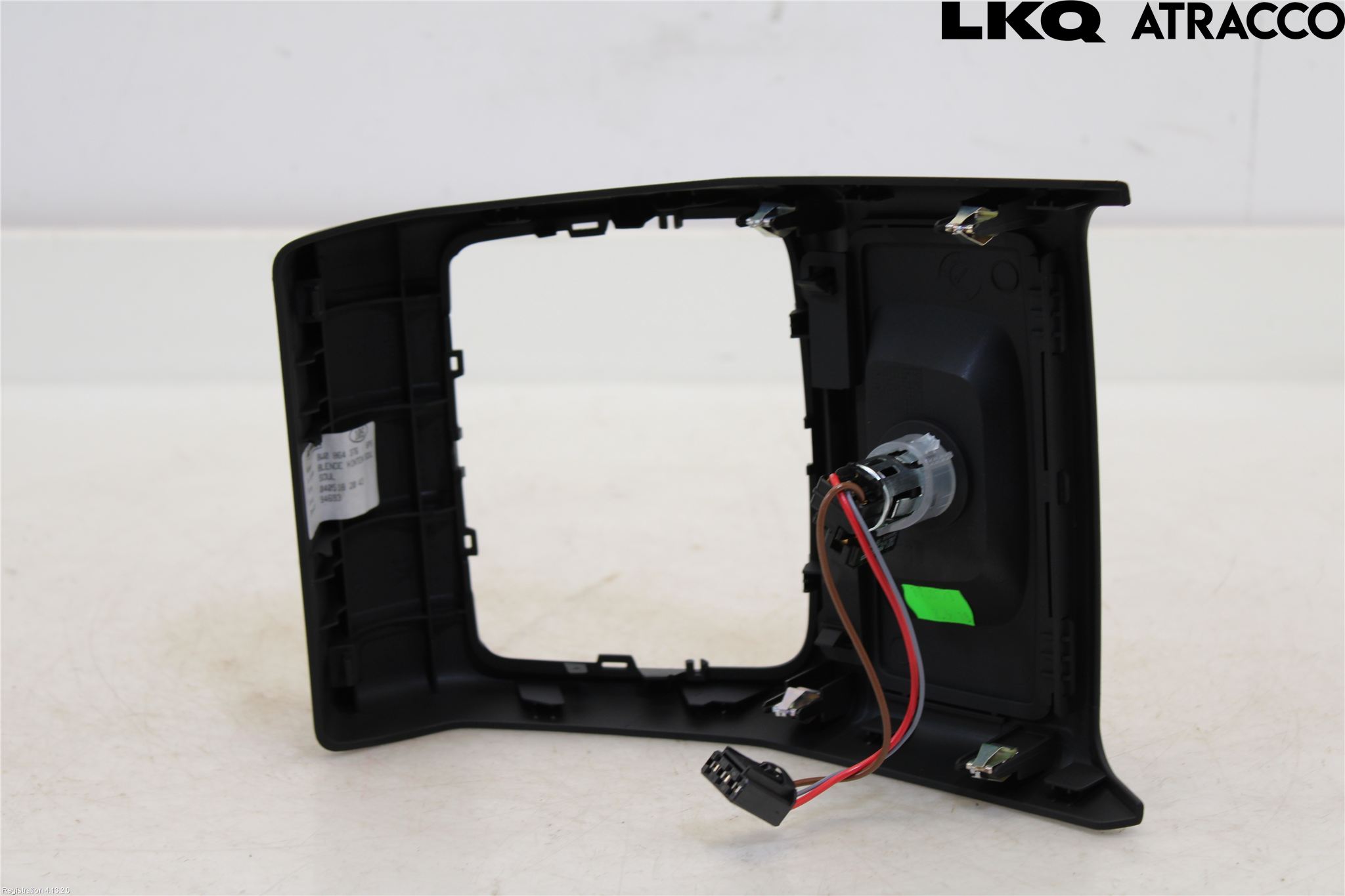 Audi A5 17- Instrumentkonsoll Mitt
