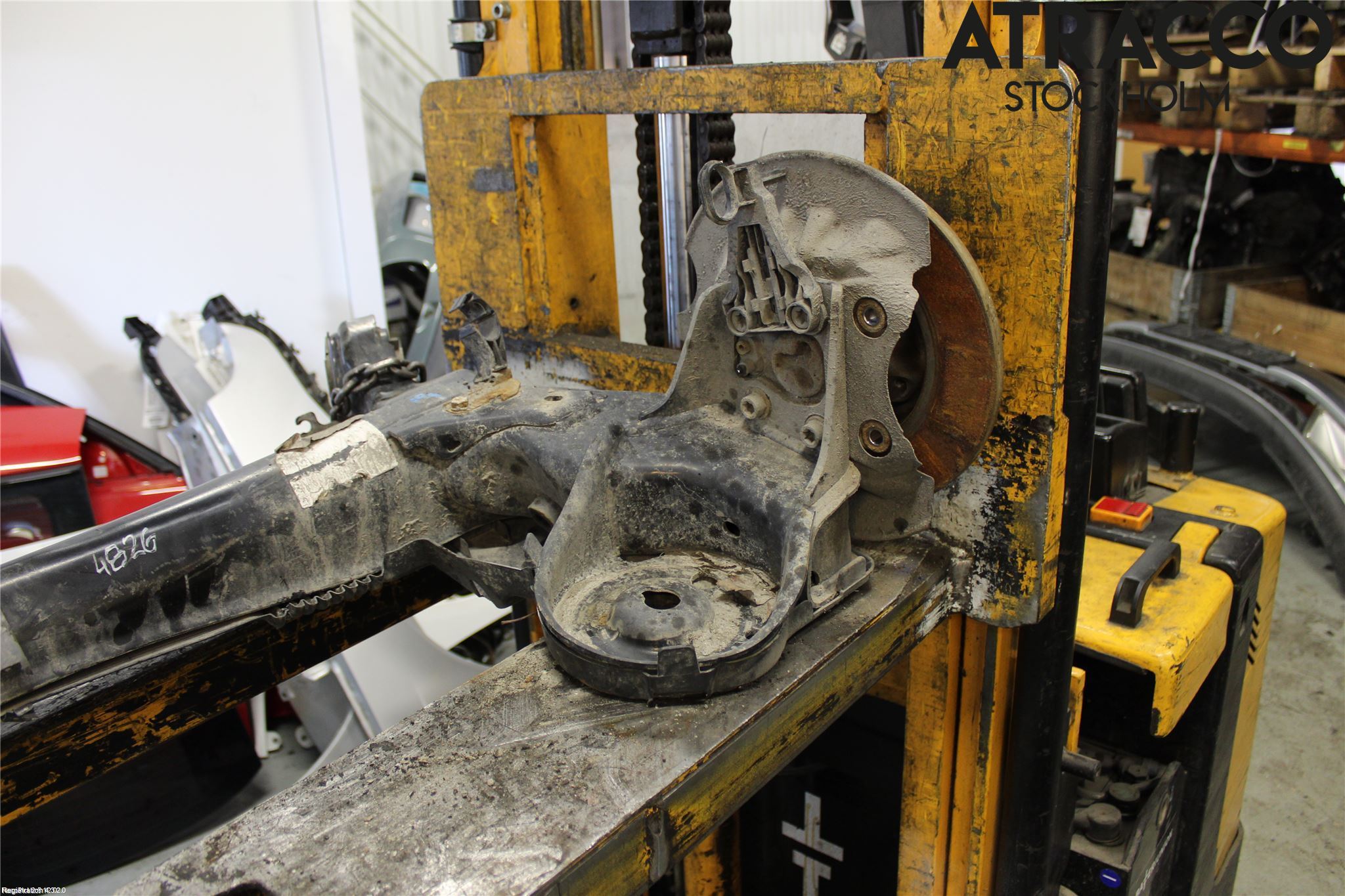 Peugeot PARTNER 08-15 Bakaxel