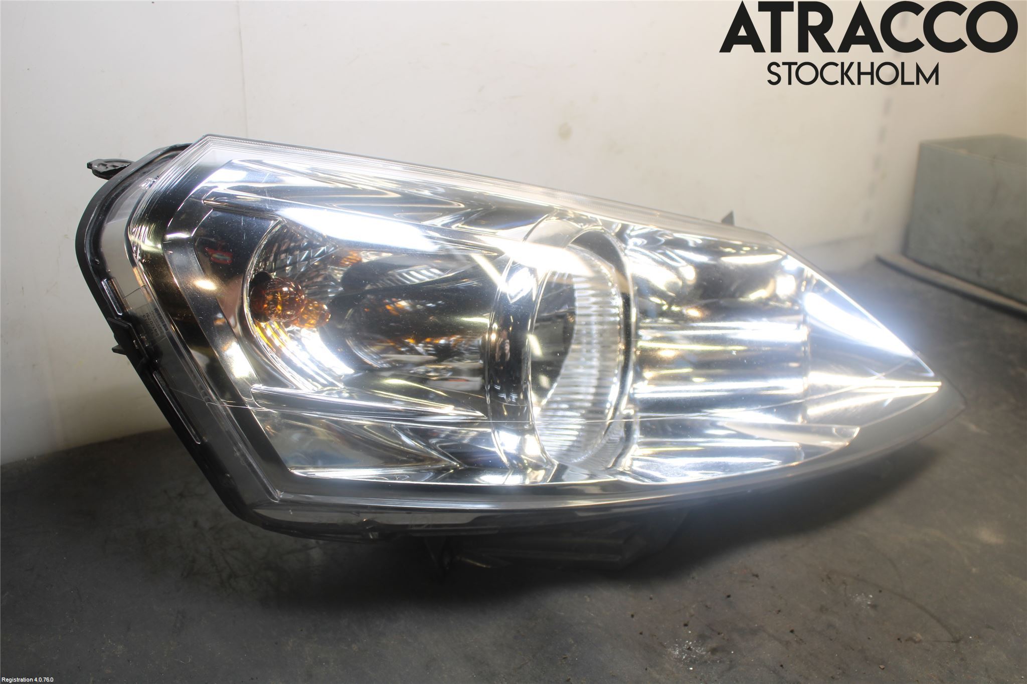 Peugeot EXPERT 07-14 Strålkastare Höger