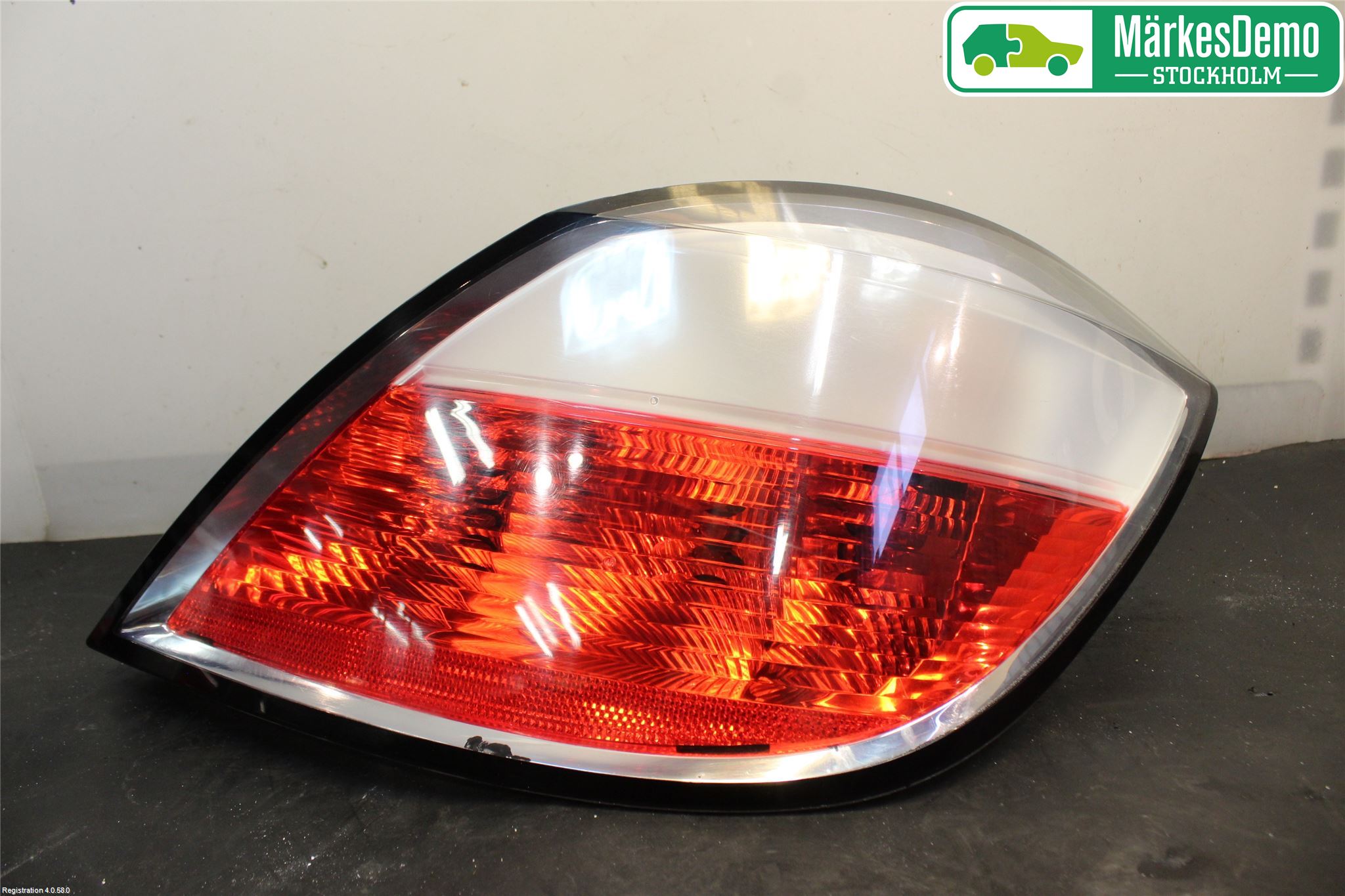 Opel ASTRA H 04-12 Bakljus Höger