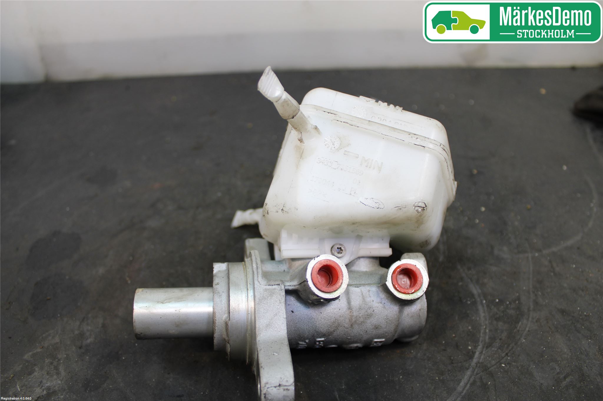 BMW 4 F32/F33/F82/F83 13-20 Broms Huvudcylinder