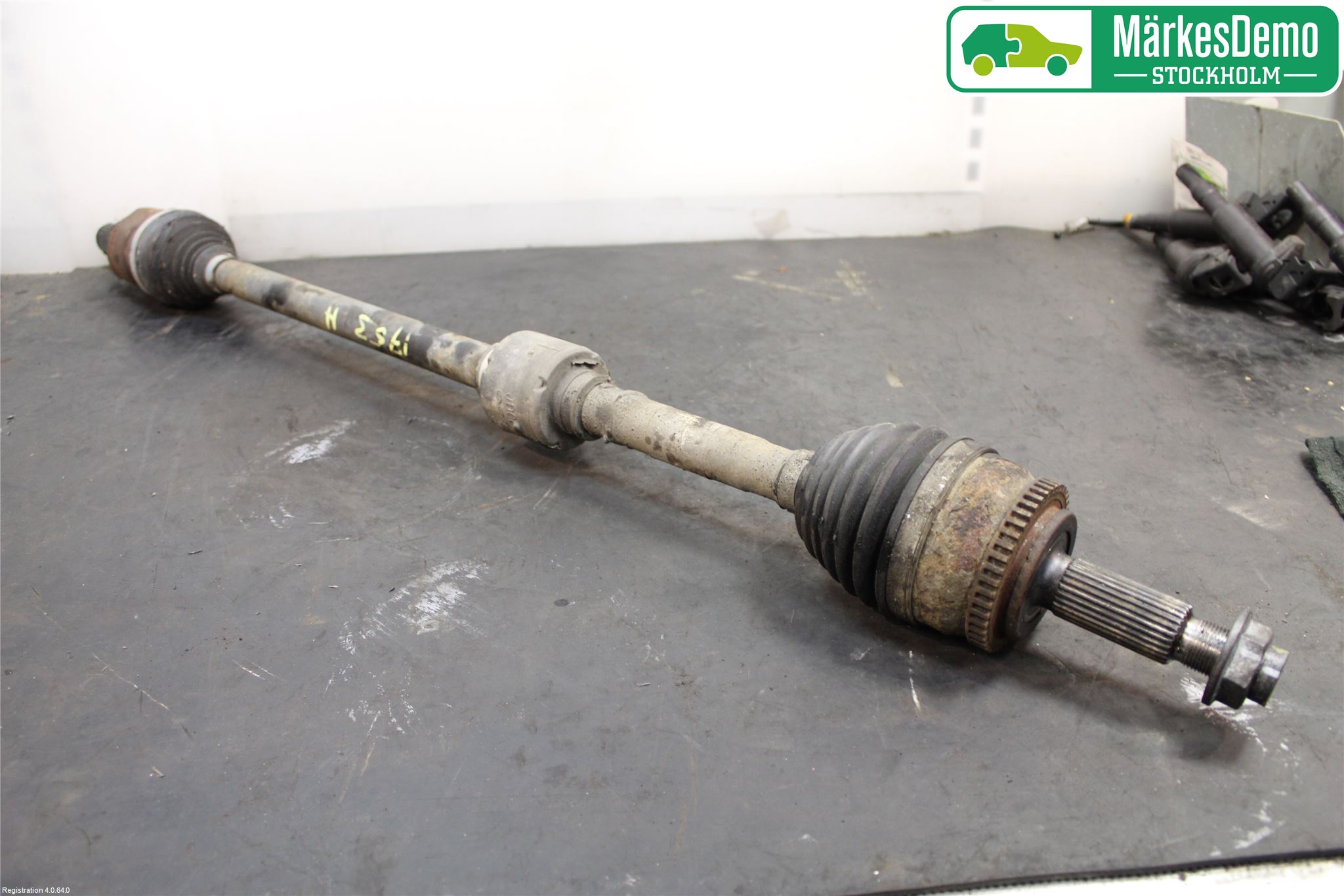 Kia CEED 12-18 Drivaxel Fram Höger