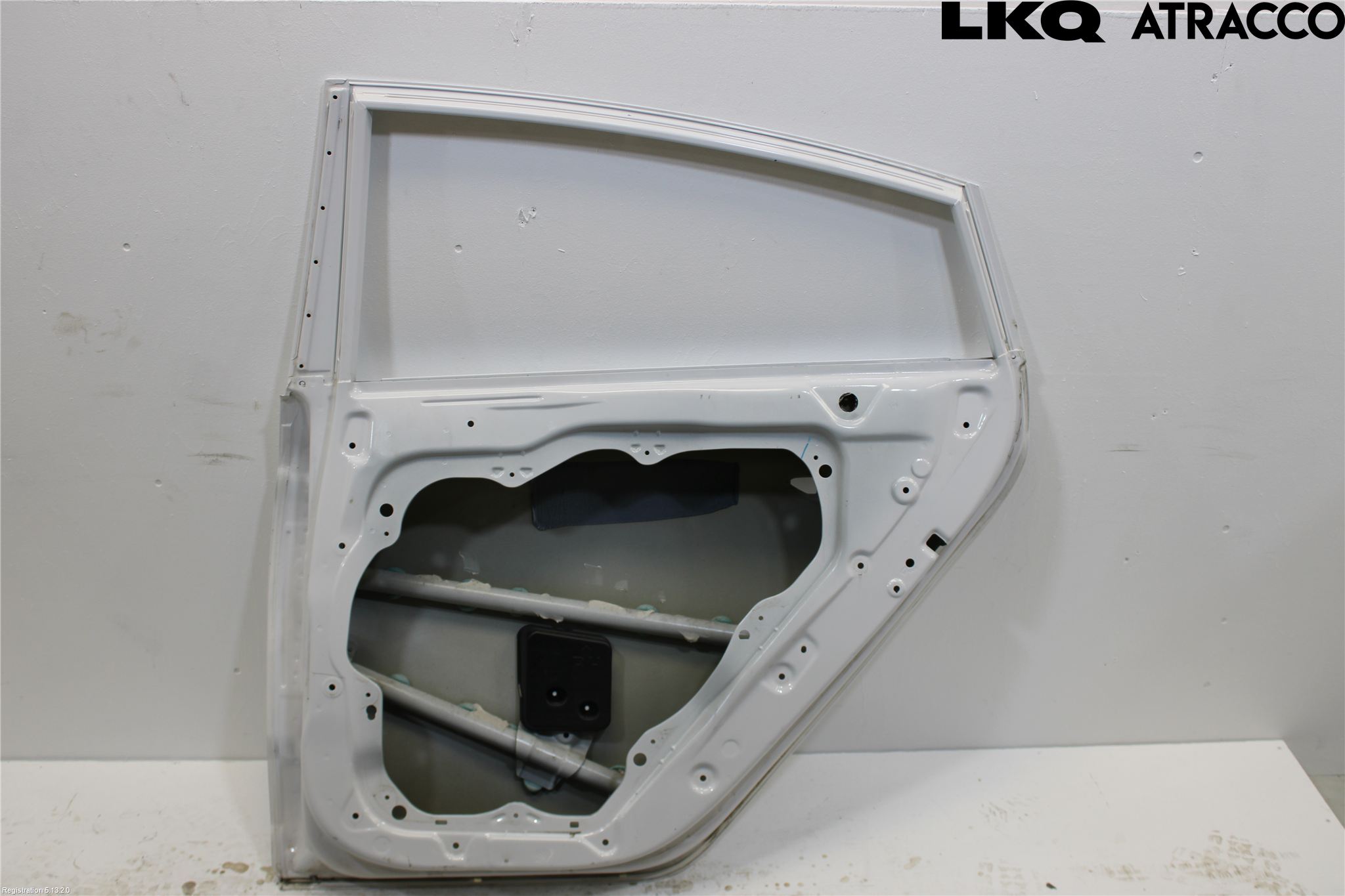 Hyundai IONIQ AE 17-22 Dörr Bak Höger
