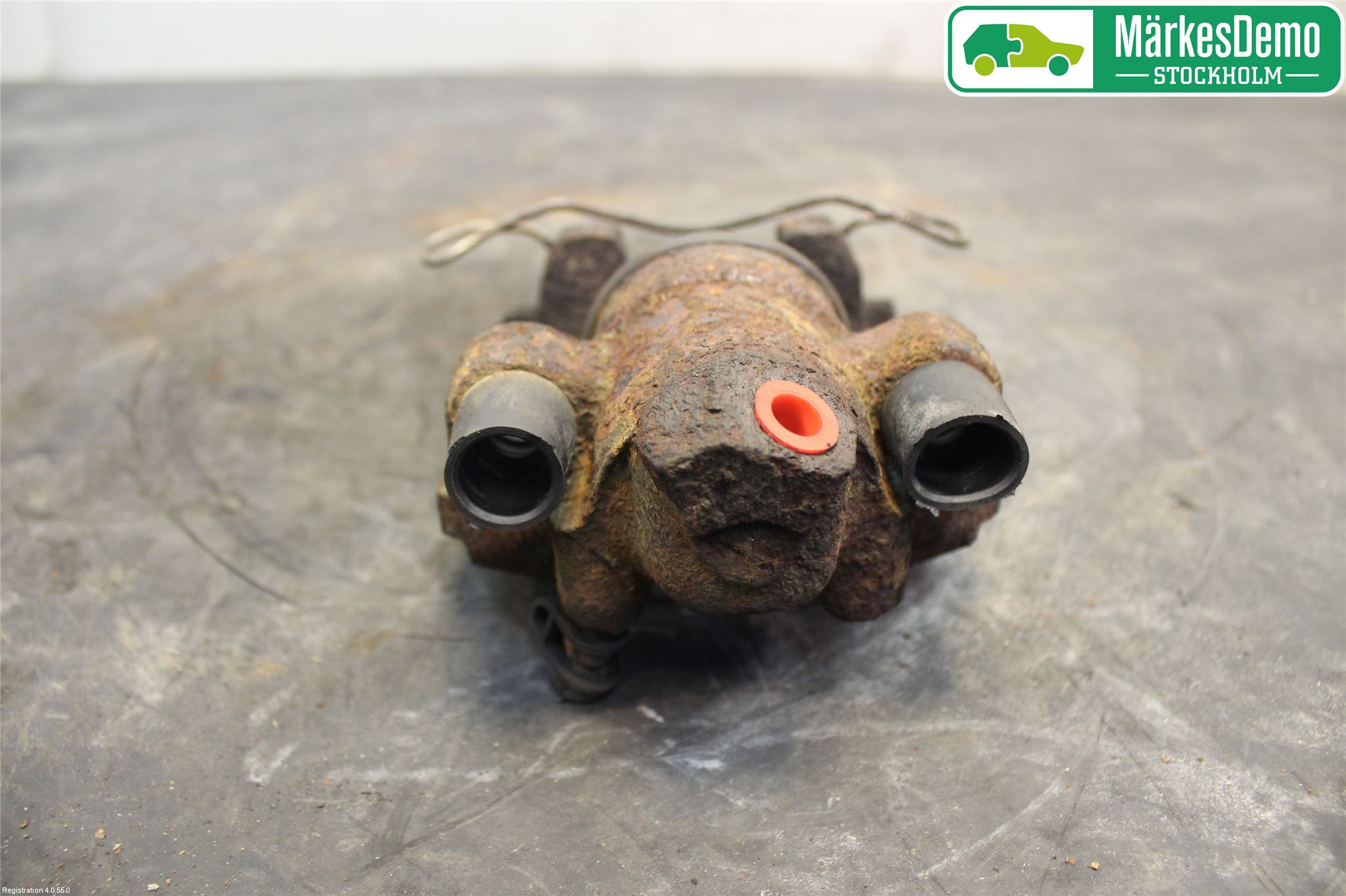 Saab 9-5     06-10 Bromsok Bak Vänster