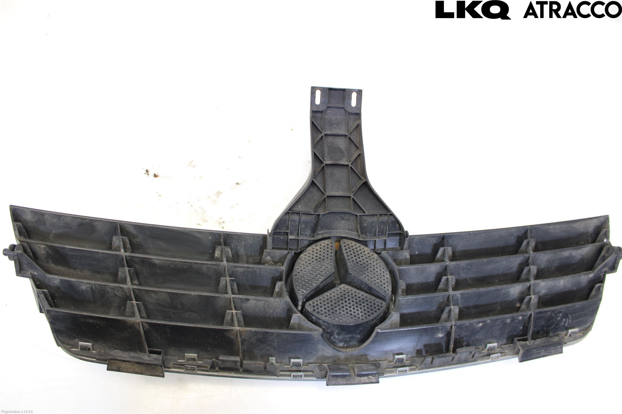 Mercedes-Benz MB C (203) 00-07 Grill Komp