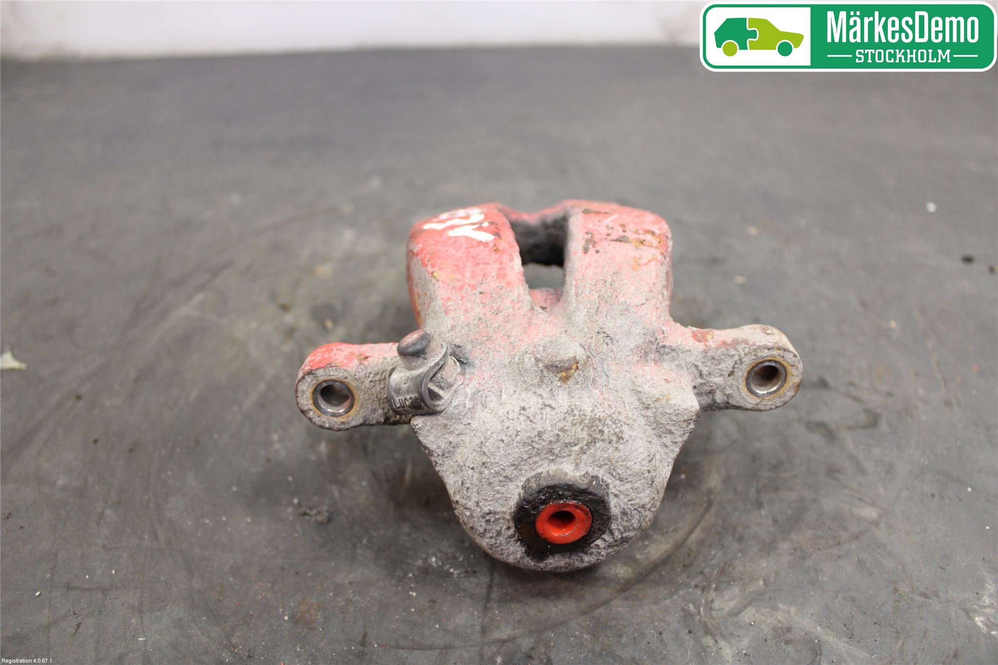 BMW 1 E87/81 5D/3D 03-11 Bromsok Bak Vänster