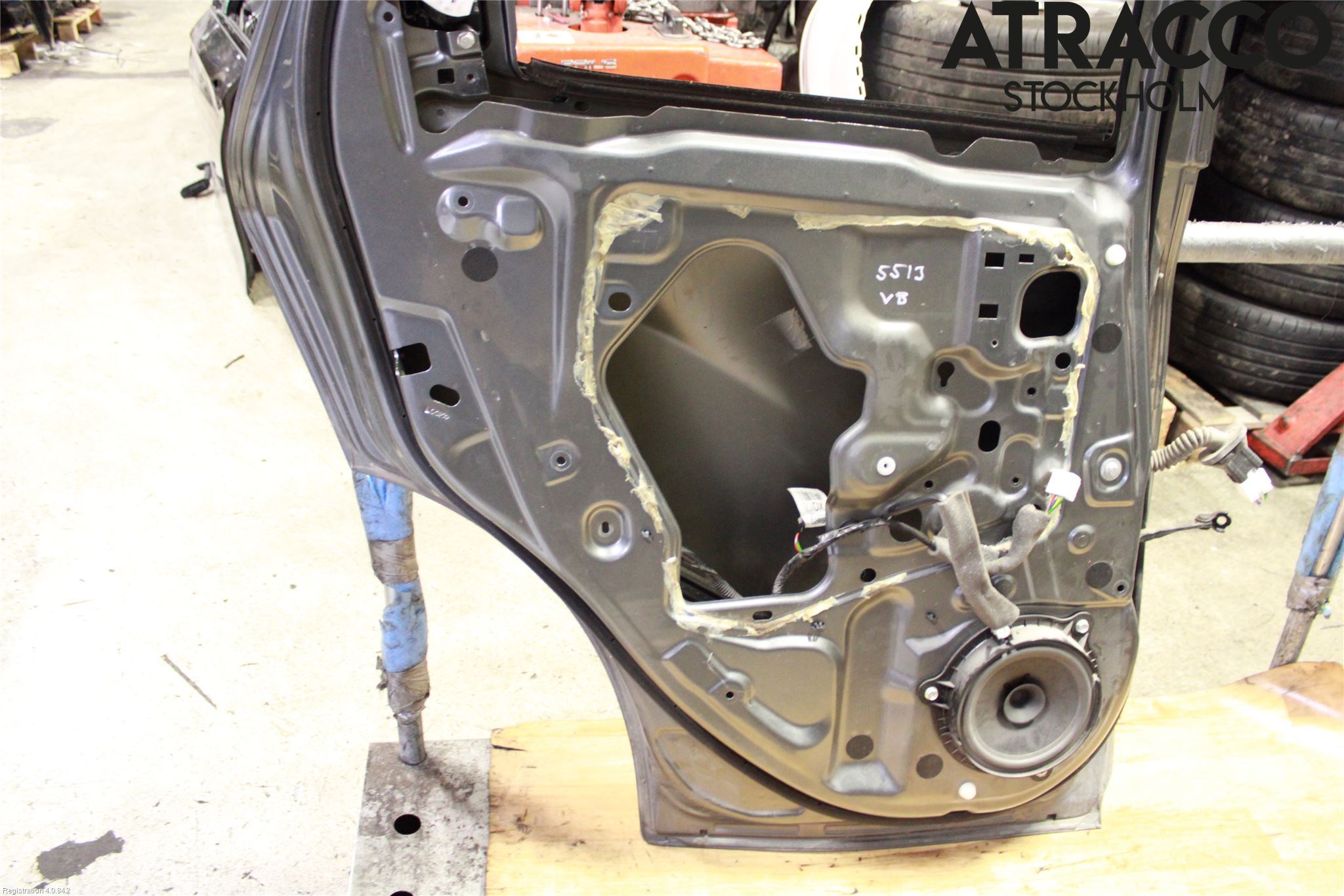 Nissan JUKE 14-19 Dörr Bak Vänster