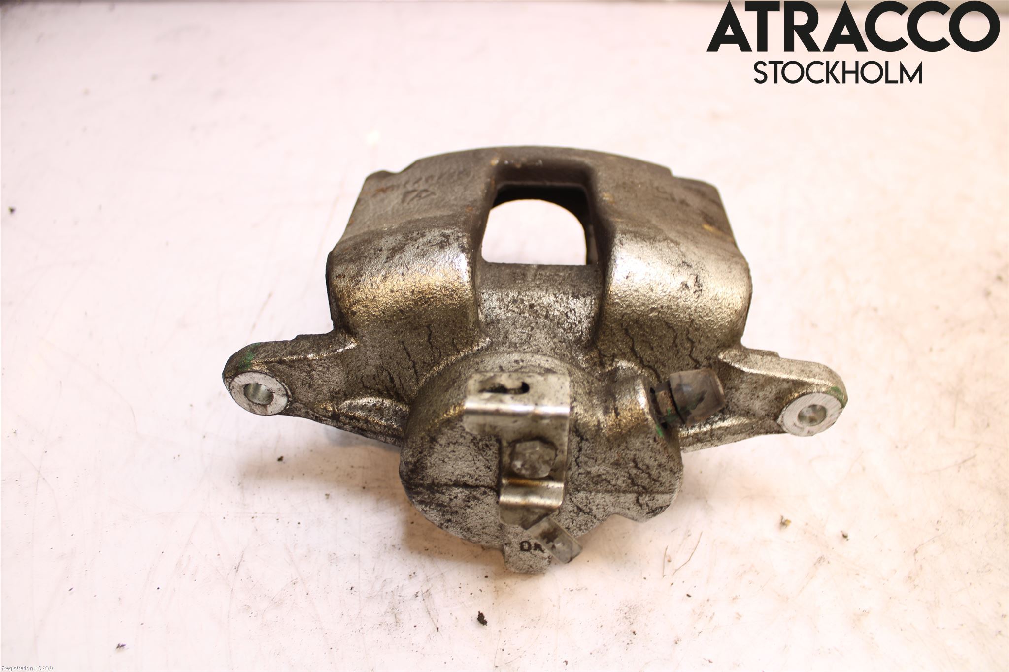 Husbil, husvagn HUSBIL CHAUSSON Bromsok Bak Höger