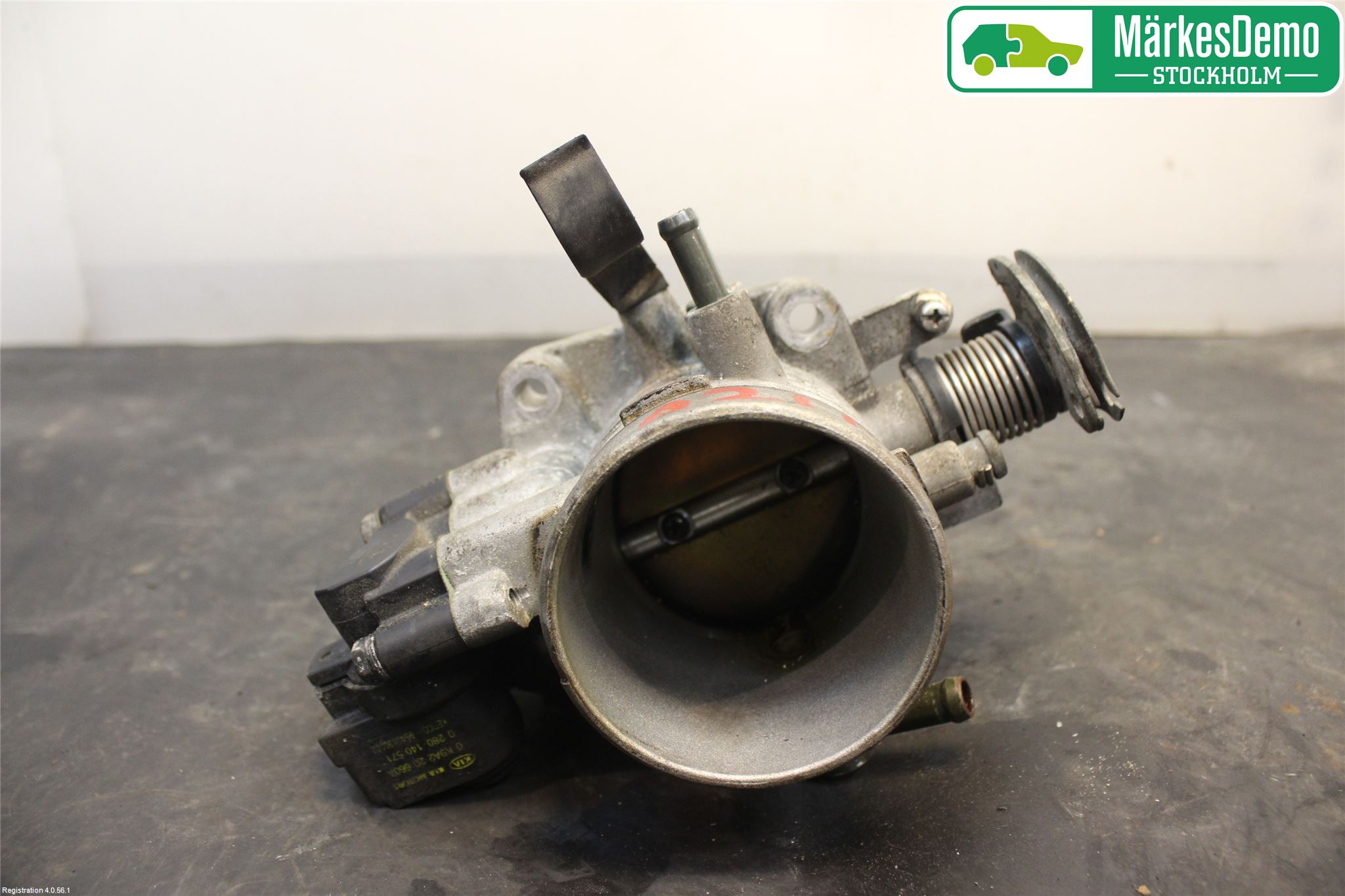 Kia CARNIVAL Injspjällhus