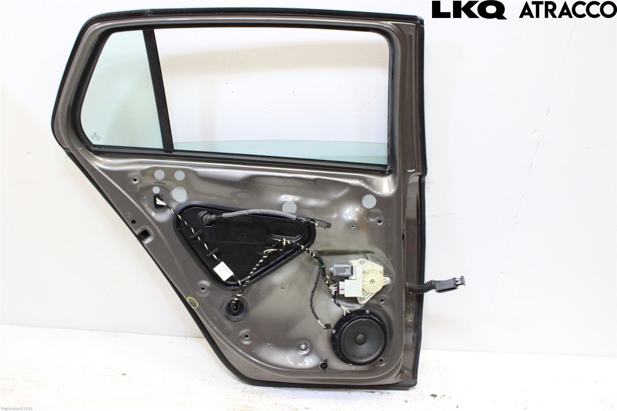 Volkswagen VW GOLF / E-GOLF VII 13-20 Dörr Bak Vänster