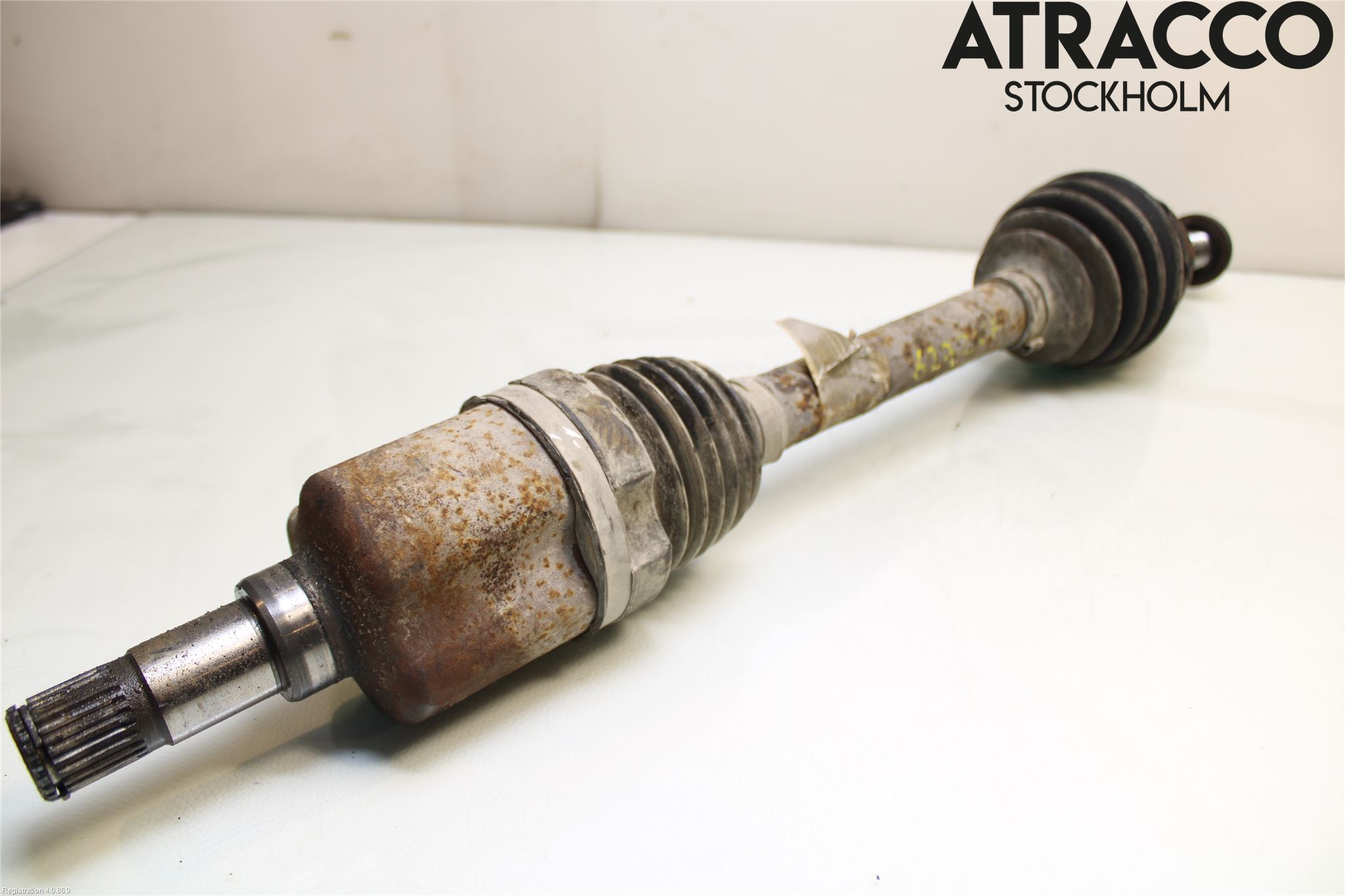 Ford TRANSIT/TOURNEO CONNECT 13-22 Drivaxel Fram Vänster