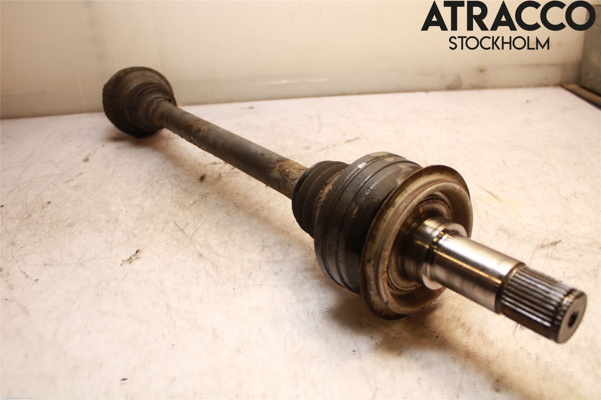 Mercedes-Benz MB S-KLASS (W221) 05-13 Drivaxel Bak Höger