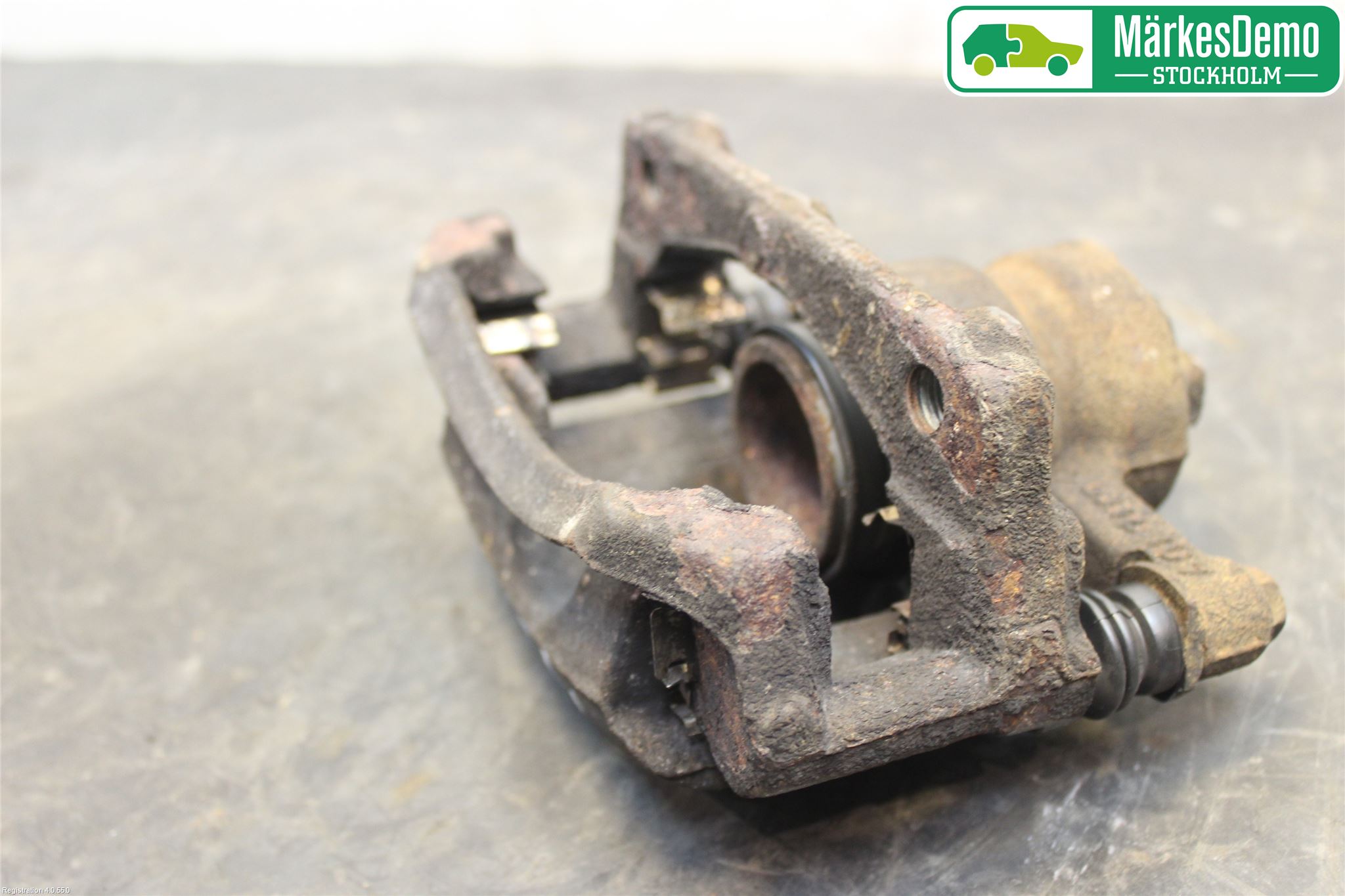 Toyota AYGO 06-14 Bromsok Fram Vänster