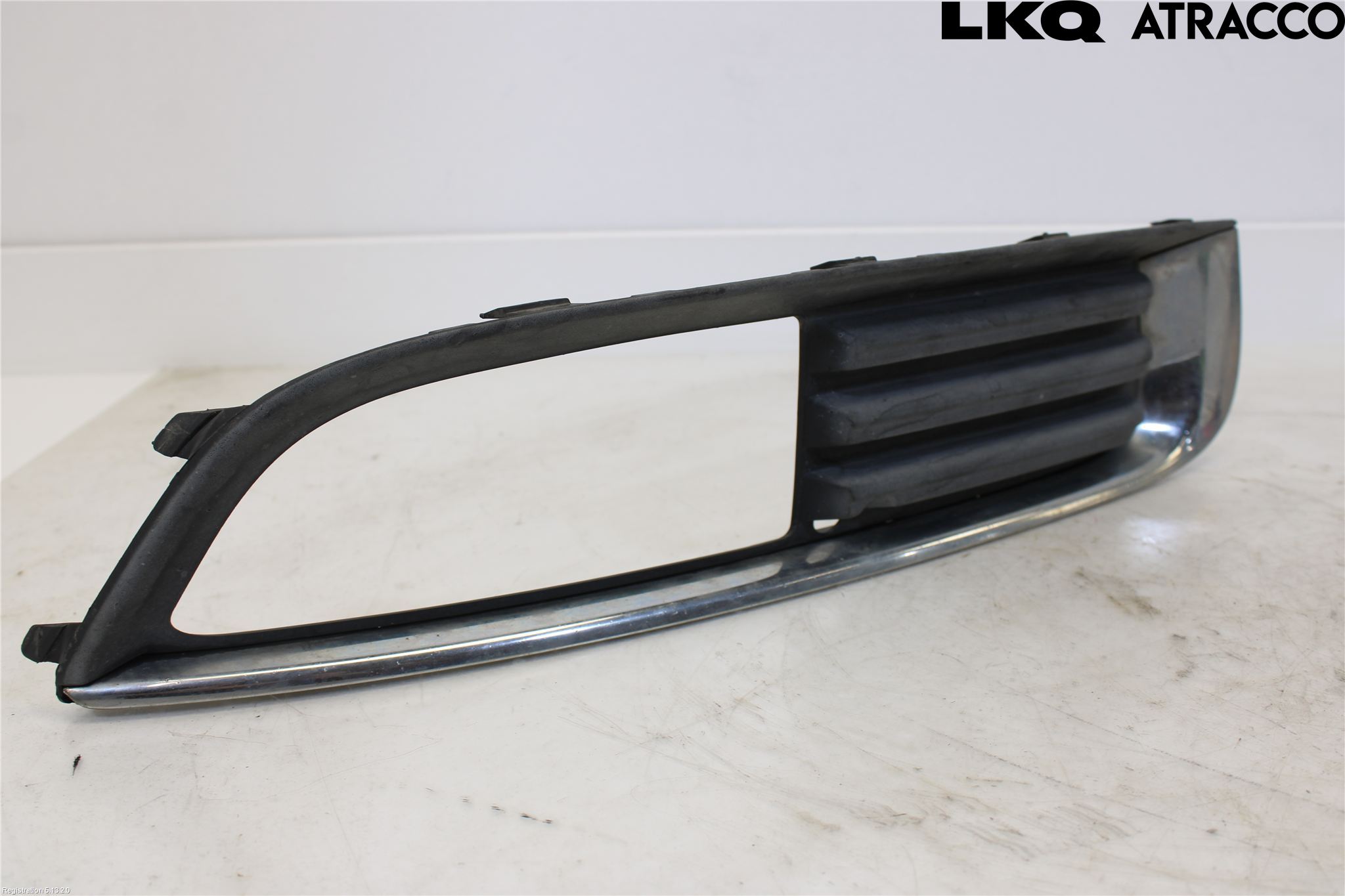 Opel INSIGNIA 09-16 Dimljussarg Fram