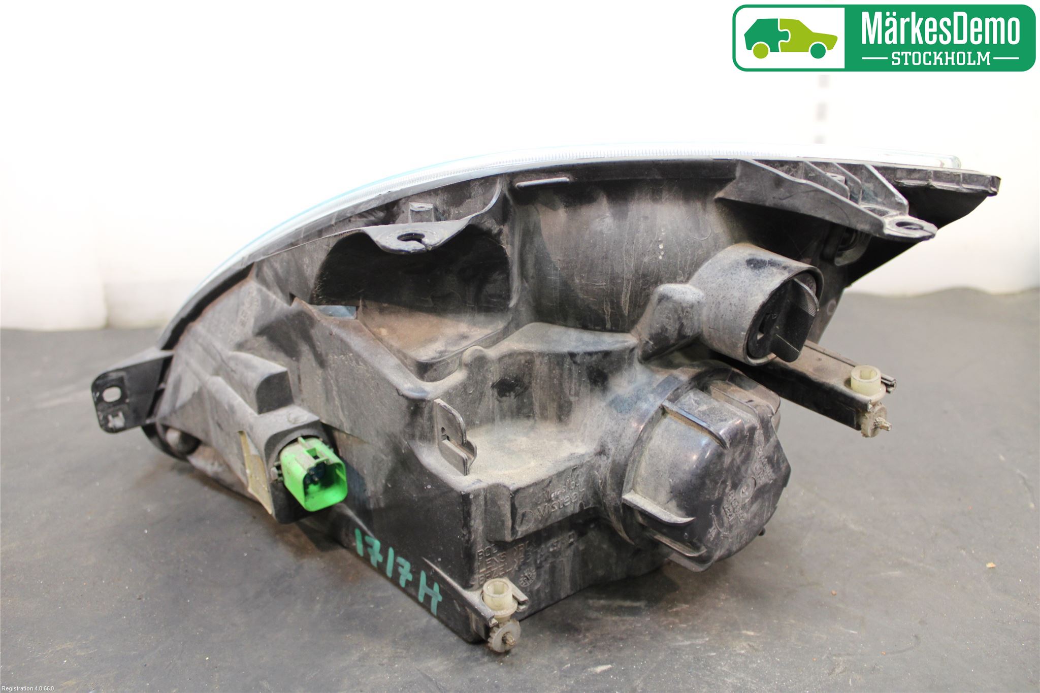 Ford FIESTA     02-05 Strålkastare Höger