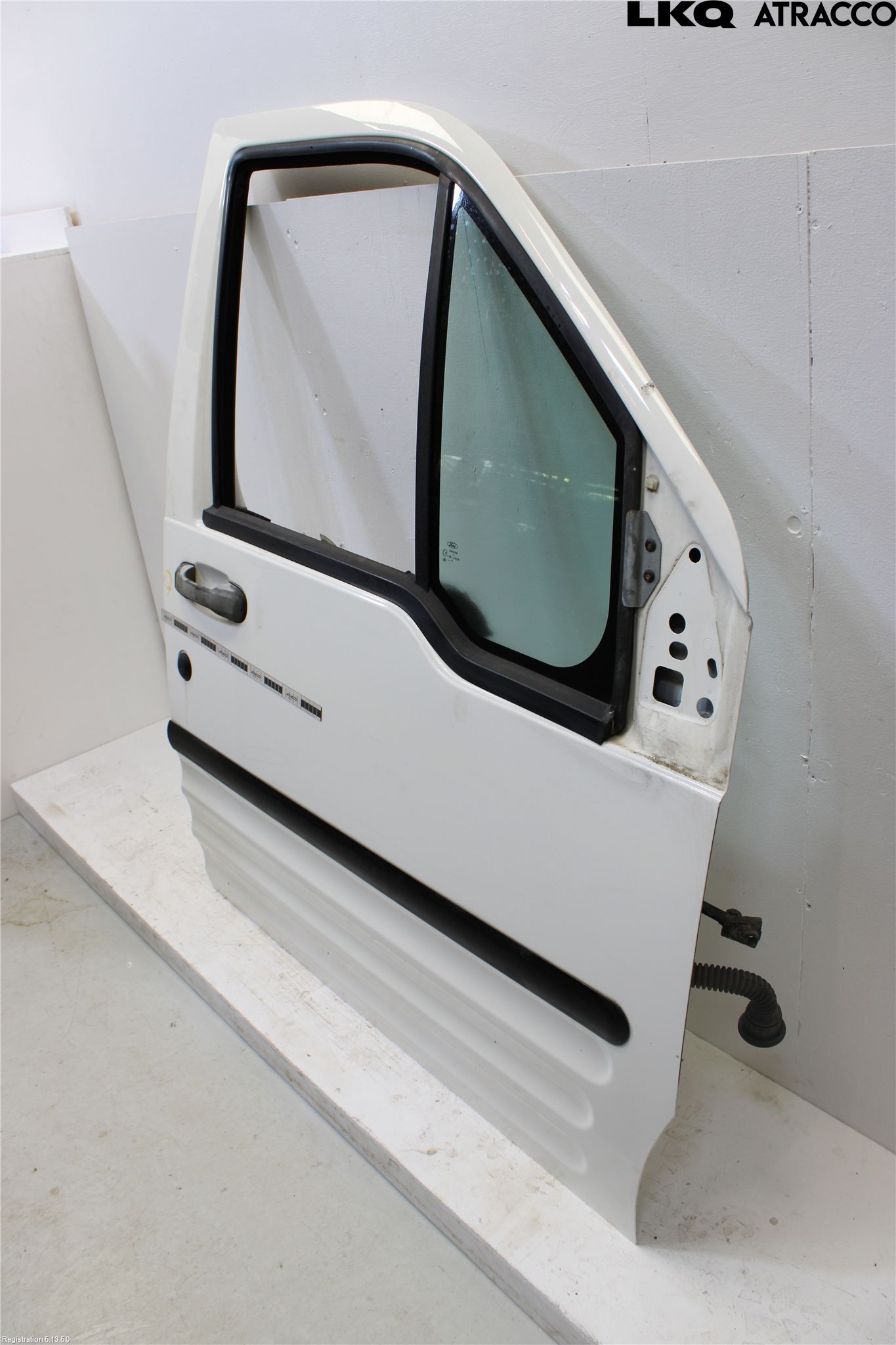 Ford TRANSIT CONNECT 03-08 Dörr Fram Höger