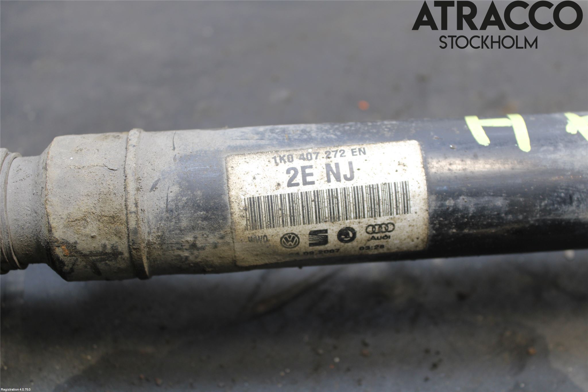 Volkswagen VW PASSAT 05-11 Drivaxel Fram Höger