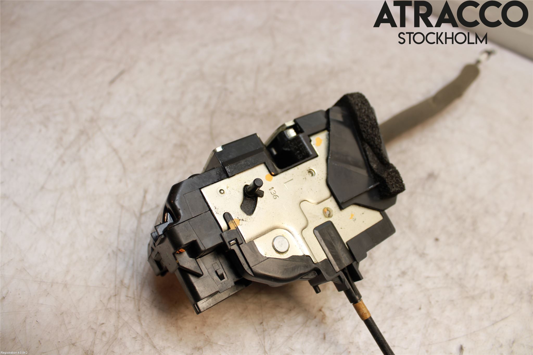 Nissan JUKE 14-19 Låskista-Dörrlås