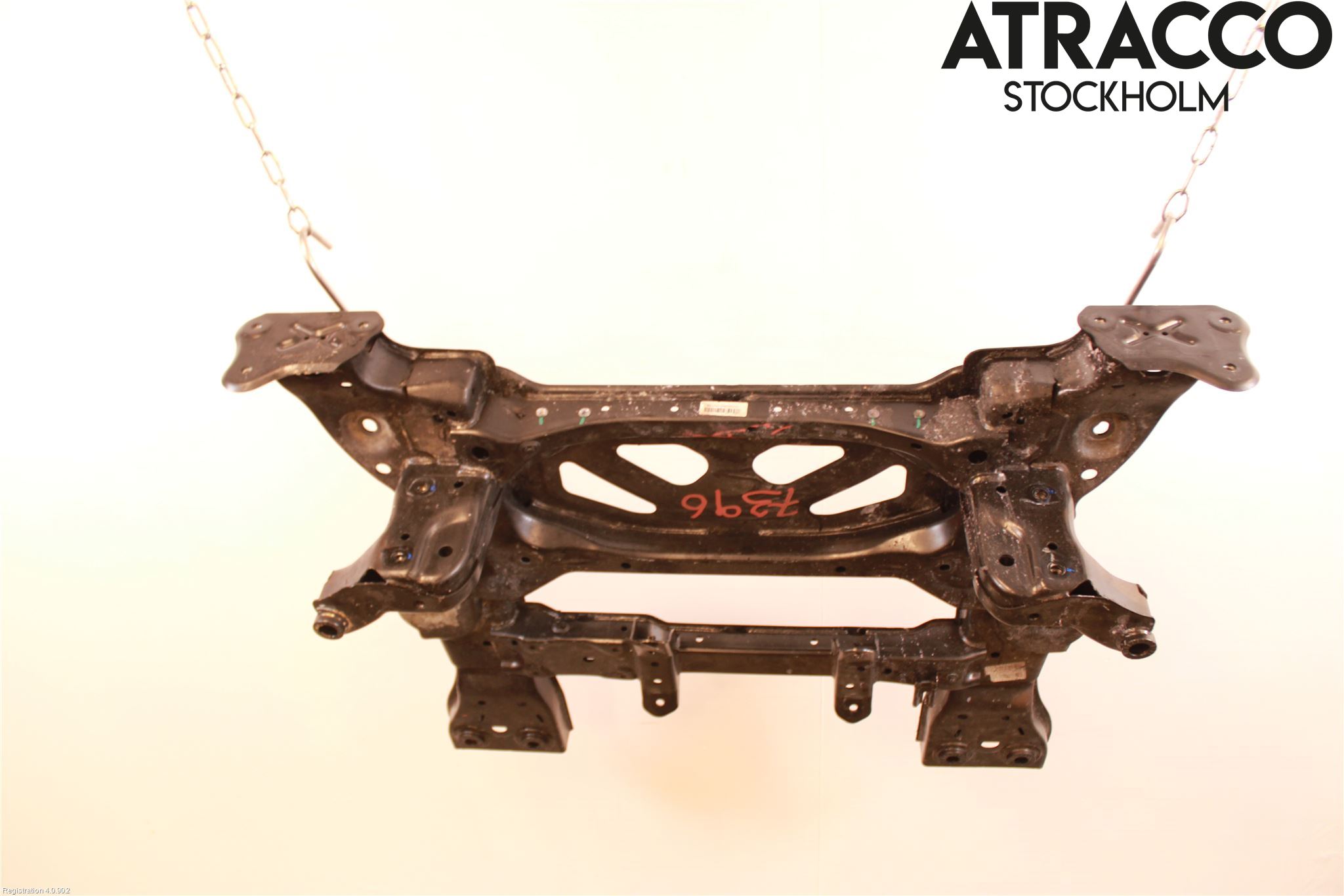 MG 4 23- Framvagnsbalk