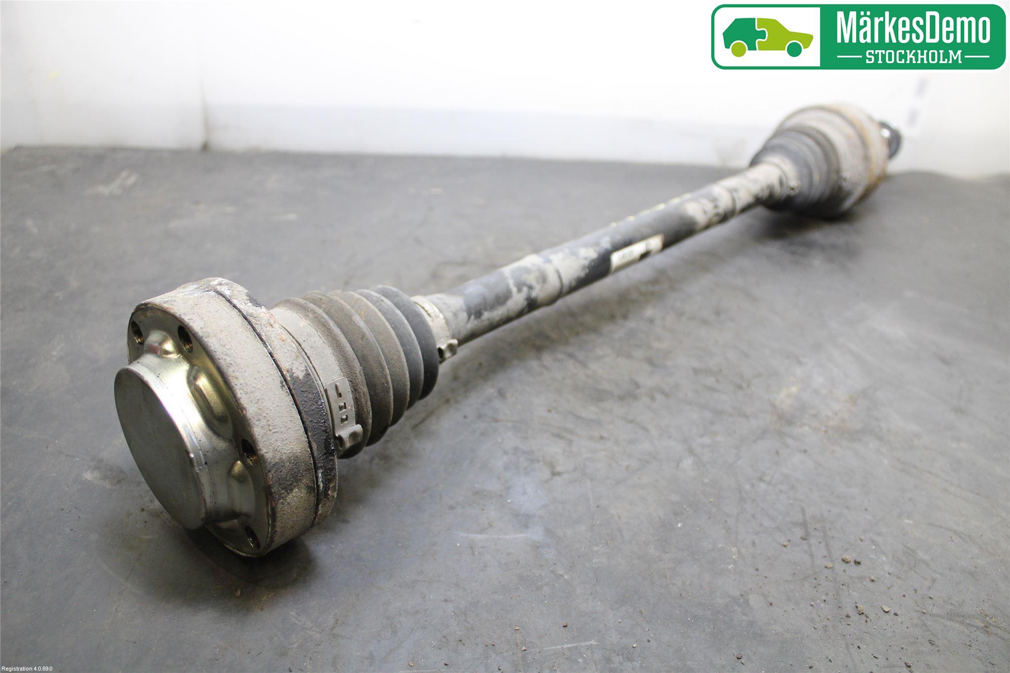 Audi Q7/SQ7 Drivaxel Bak Vänster