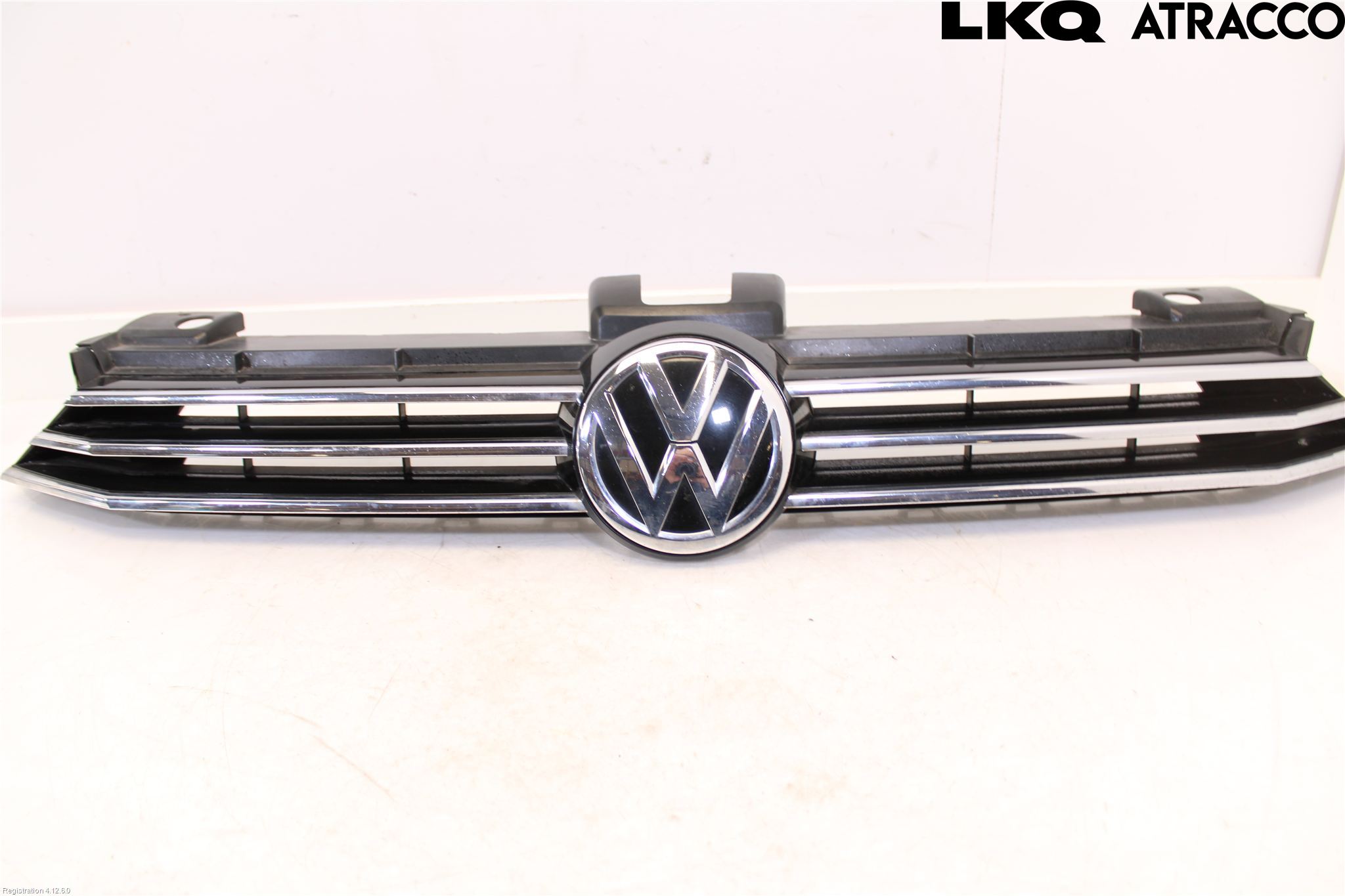Volkswagen VW GOLF SPORTSVAN 15-20 Grill Komp