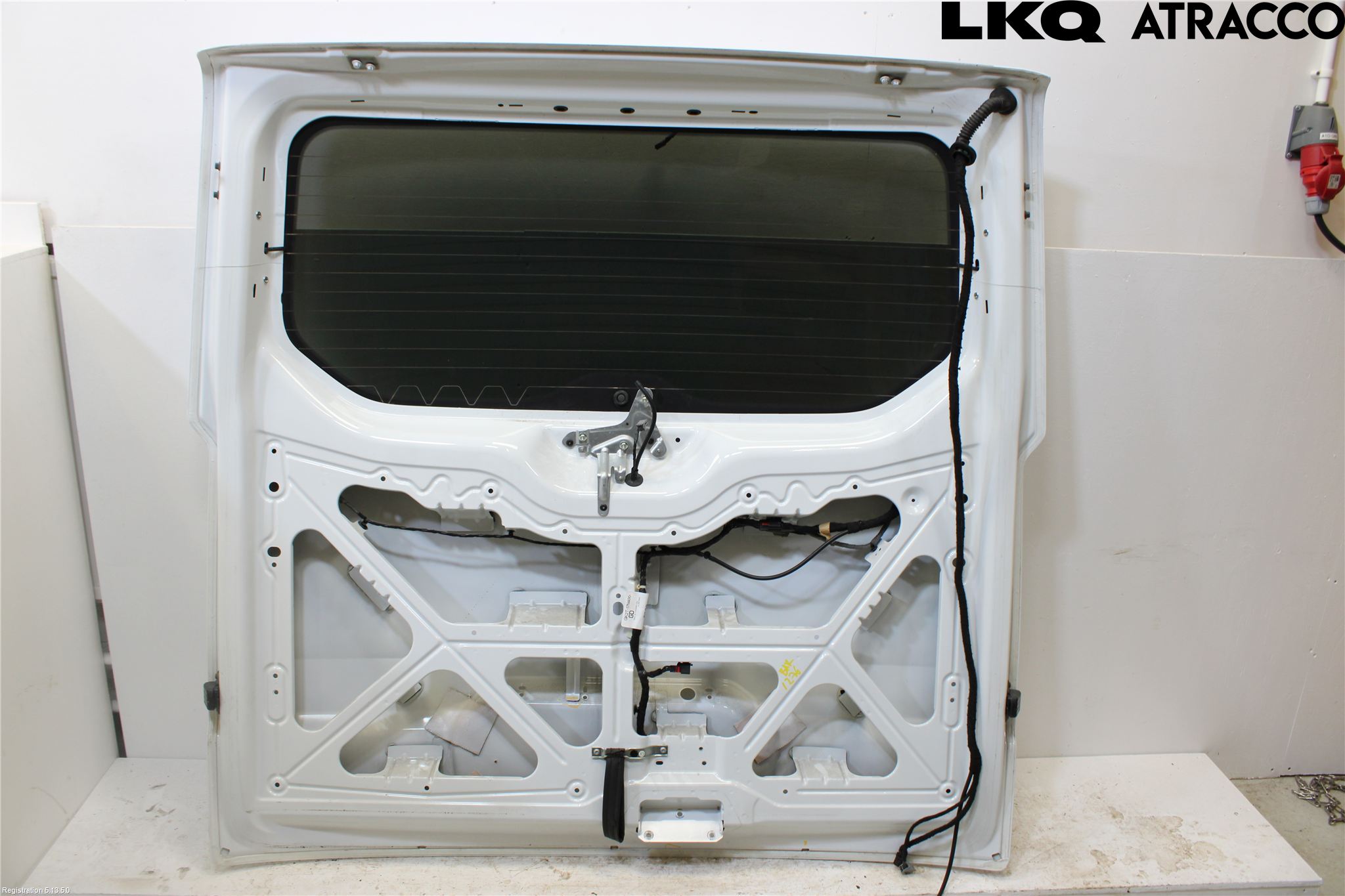 Ford TRANSIT/TOURNEO CUSTOM 13-24 Baklucka Kombi