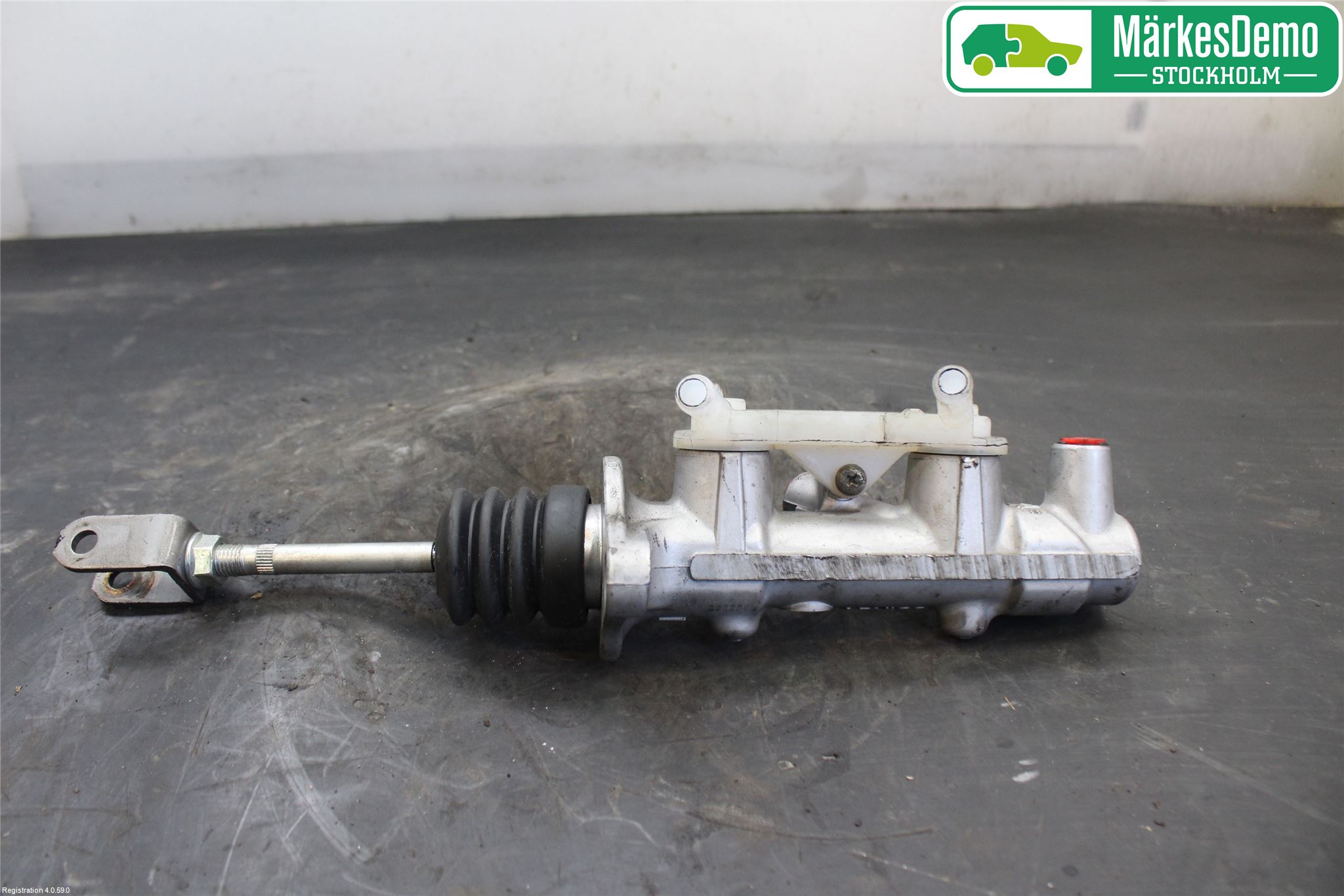 Toyota PRIUS NWH20 04-08 Broms Huvudcylinder