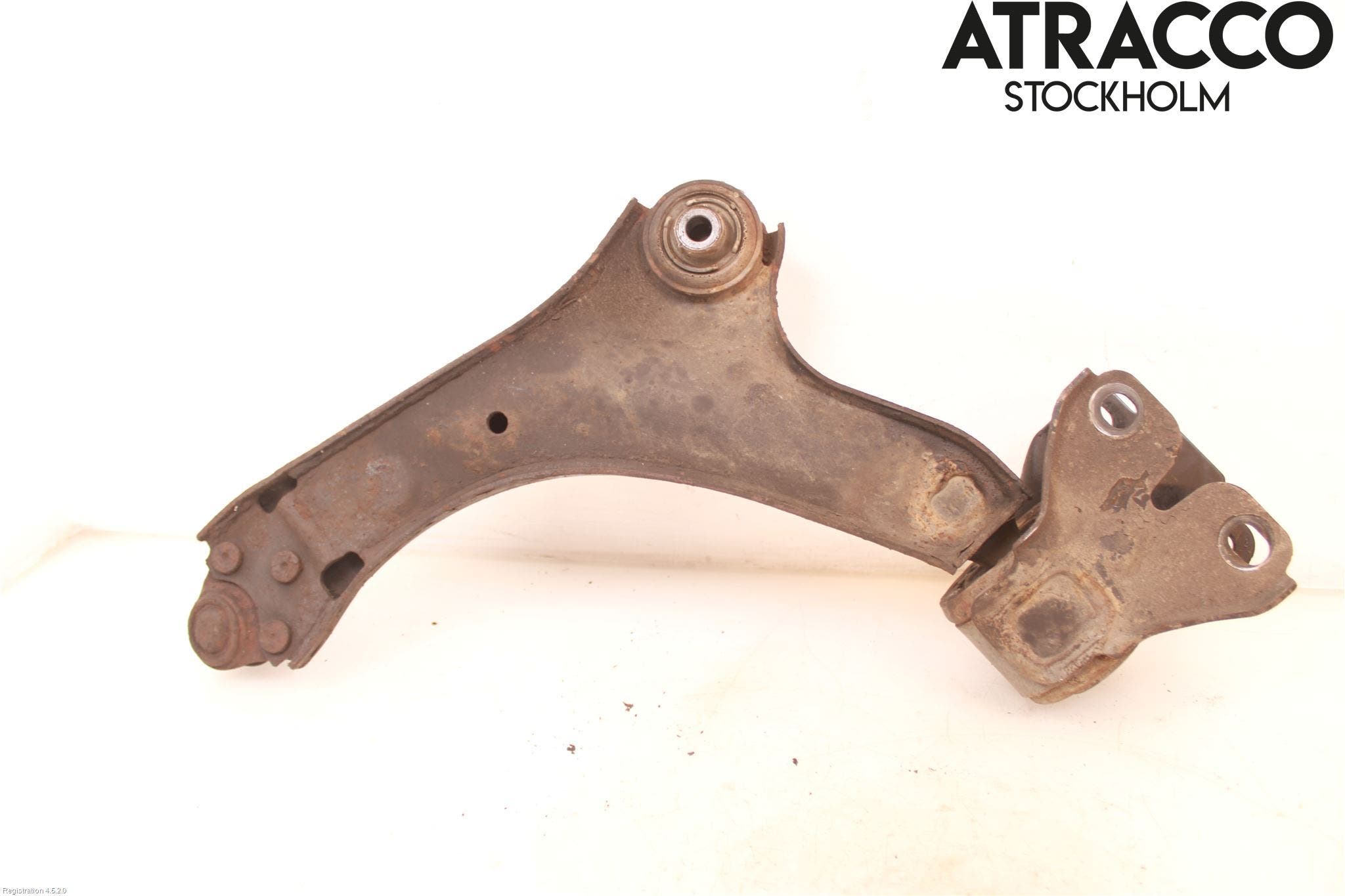 Volvo V70 08-13 Bärarm Fram Undre Hö