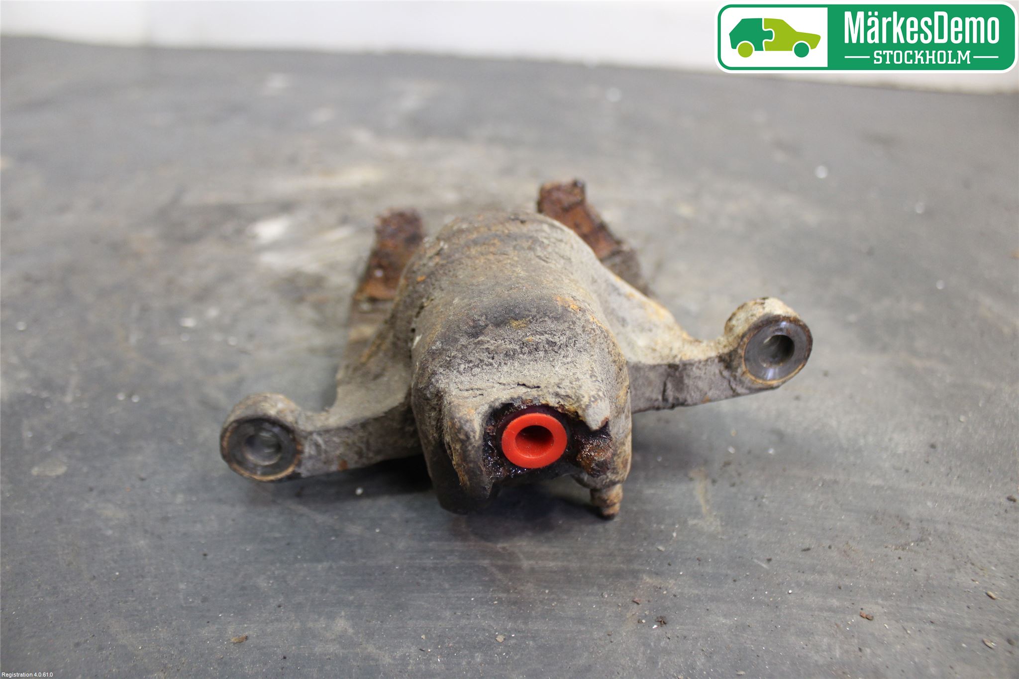 Subaru IMPREZA II  01-02 Bromsok Bak Höger