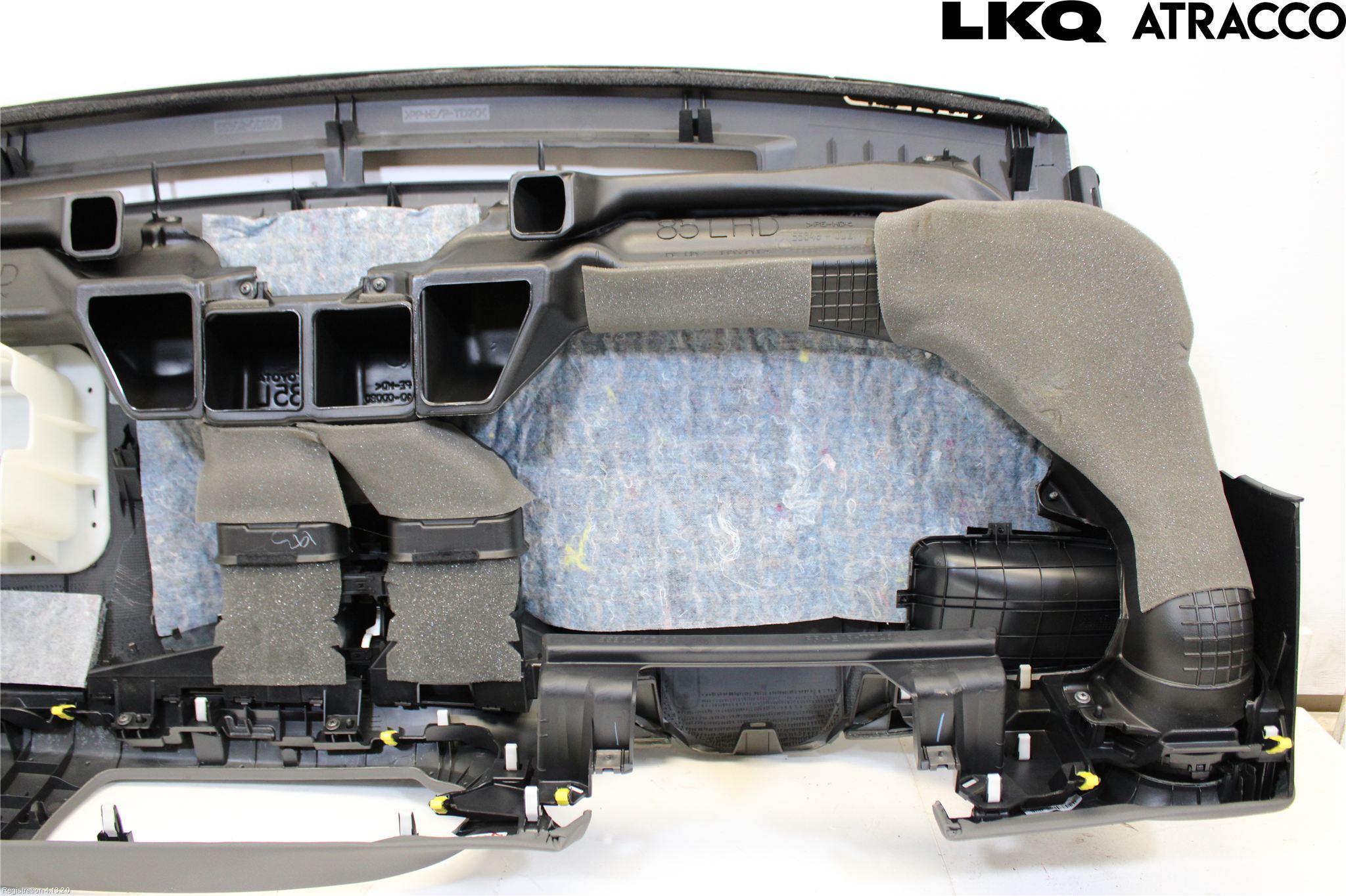 Toyota YARIS XP130 15-20 Instrumentbräda