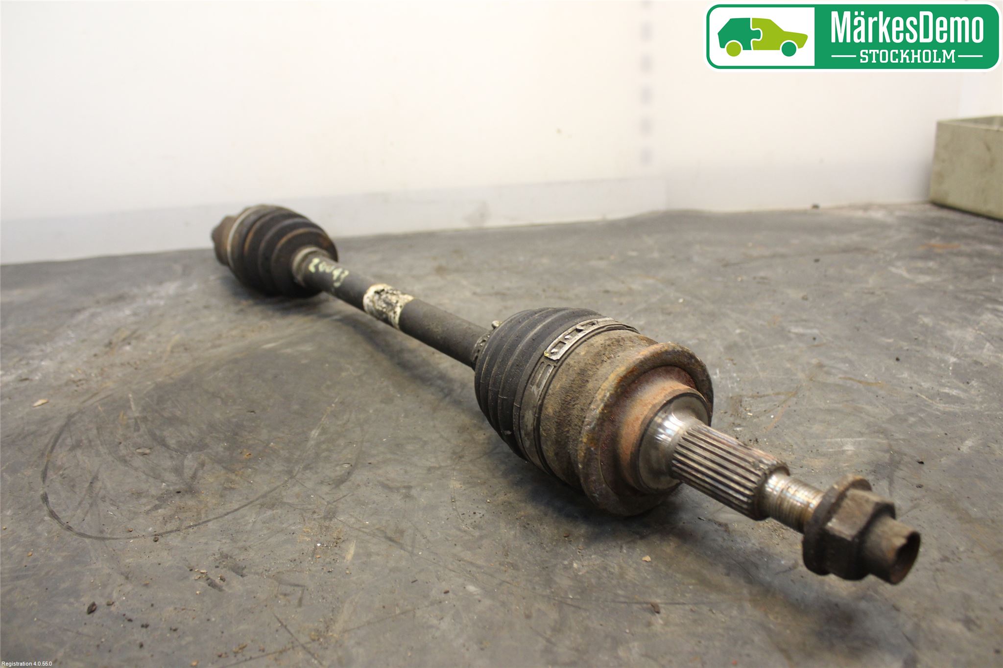 Suzuki SPLASH Drivaxel Fram Vänster