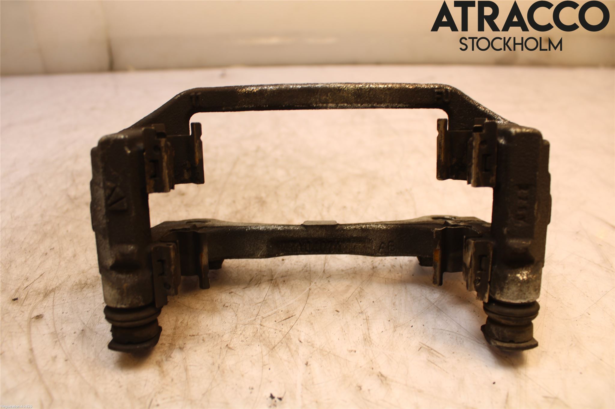 Husbil, husvagn HUSBIL CHAUSSON Bromsokshållare