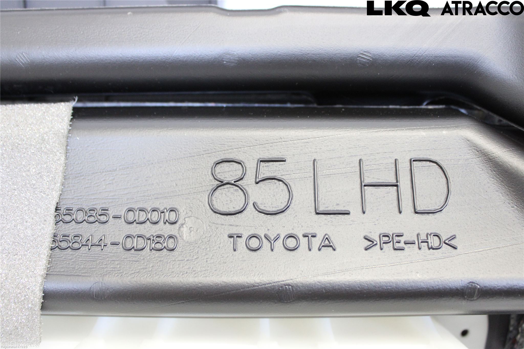 Toyota YARIS XP130 15-20 Instrumentbräda