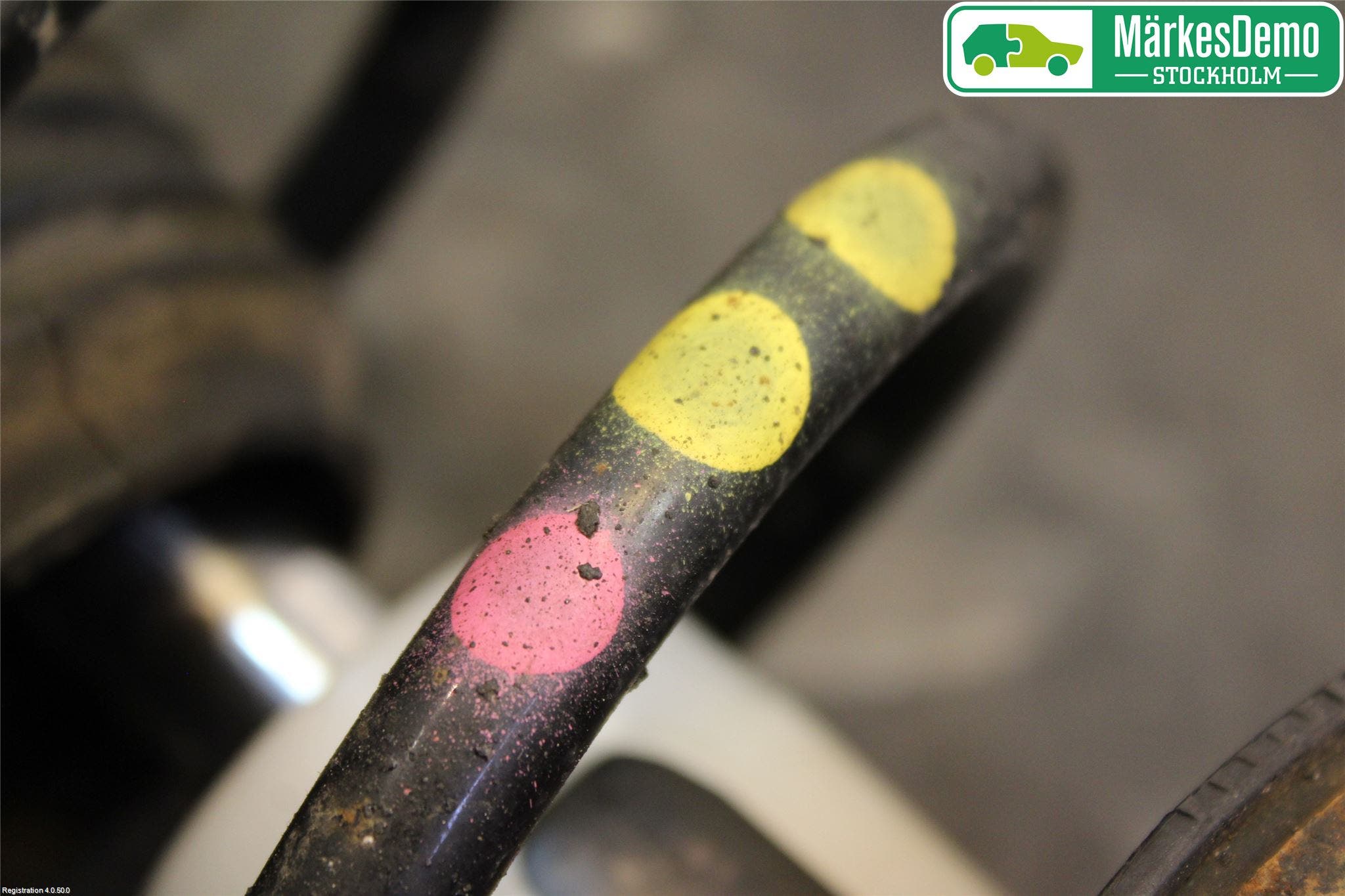 Ford FOCUS 11-14 Fjäderben Fram Höger